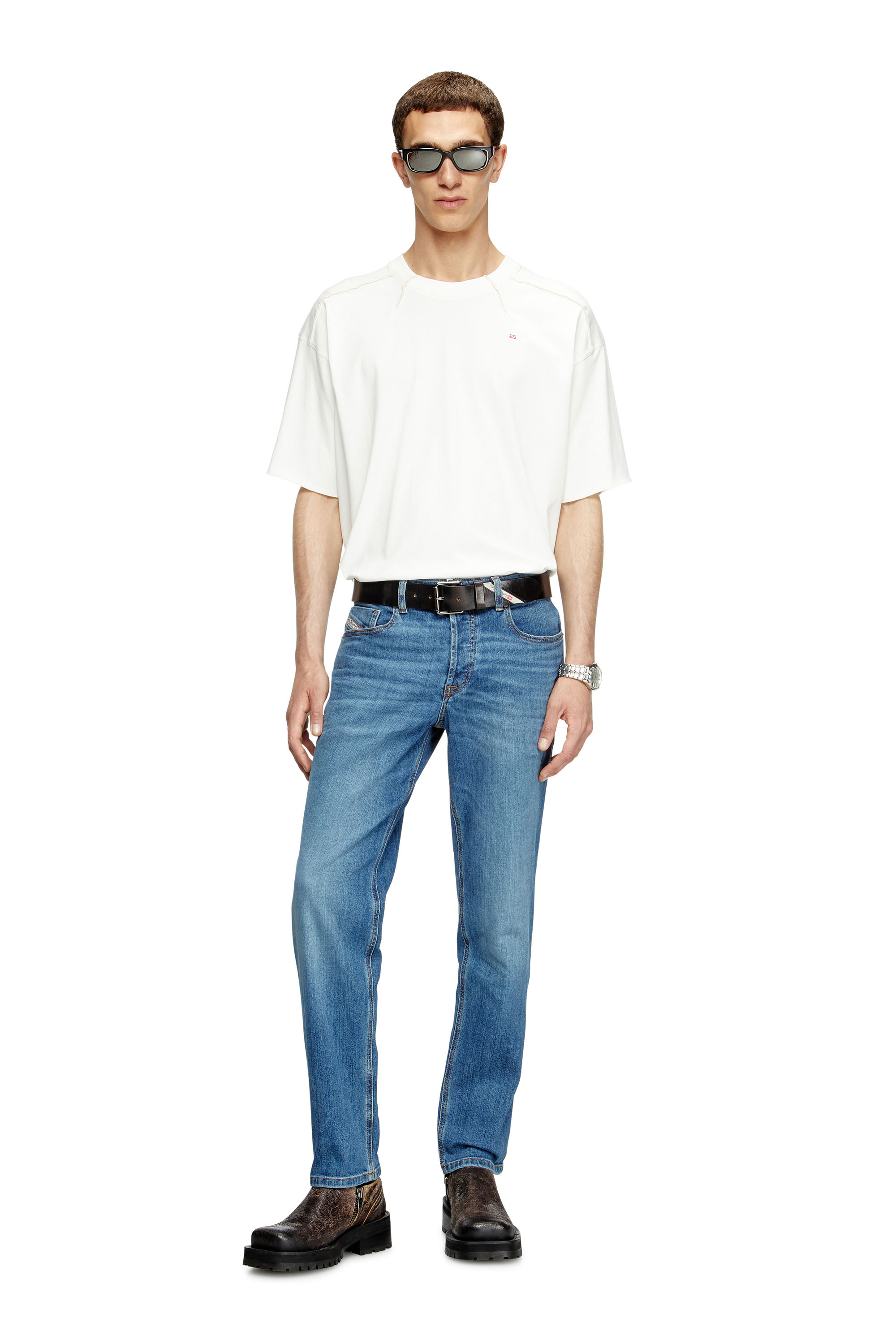 Diesel - Regular Jeans 2023 D-Finitive 0KIAL Uomo, Blu Chiaro - Image 2
