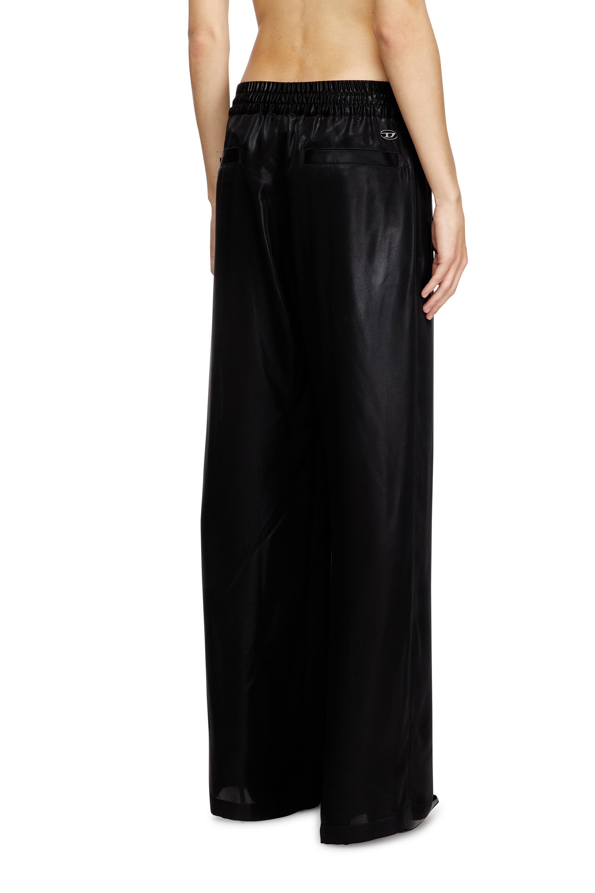 Diesel - P-DREYER-C-WN-Q1, Pantaloni tuta in raso Donna in Nero - 4