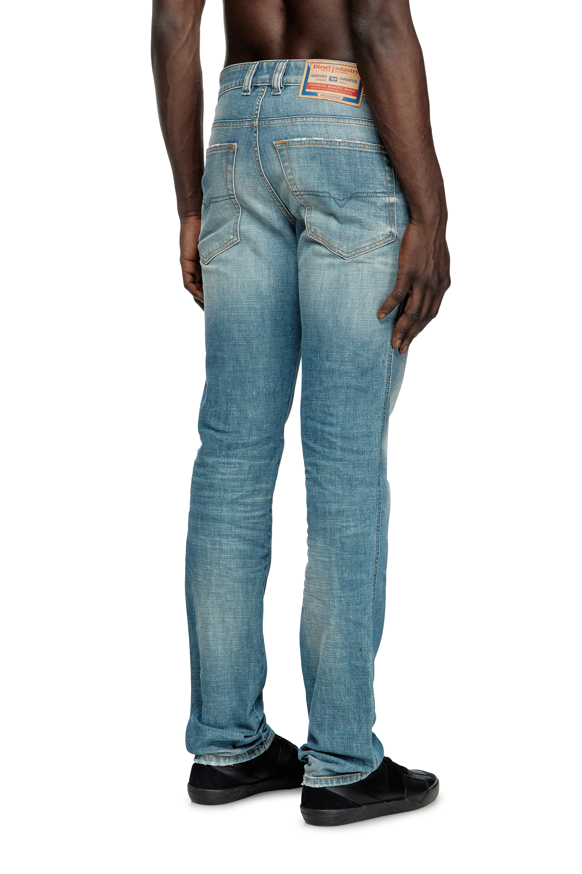 Diesel - Slim Jeans 1993 D-Vyl 09M58 Uomo, Blu medio - Image 4