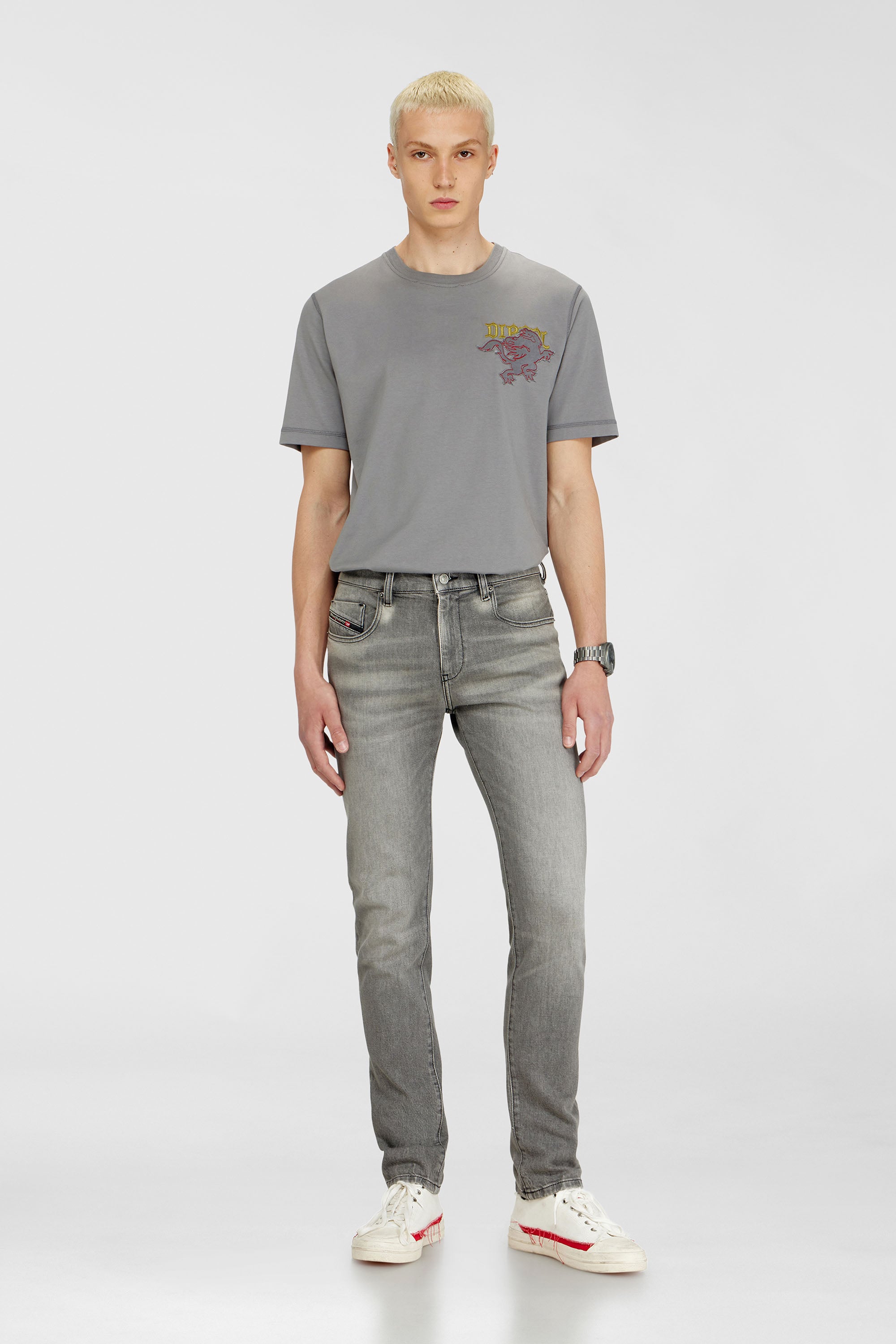 Diesel - Slim Jeans 2019 D-Strukt 0KBBL Uomo, Grigio Chiaro - Image 2