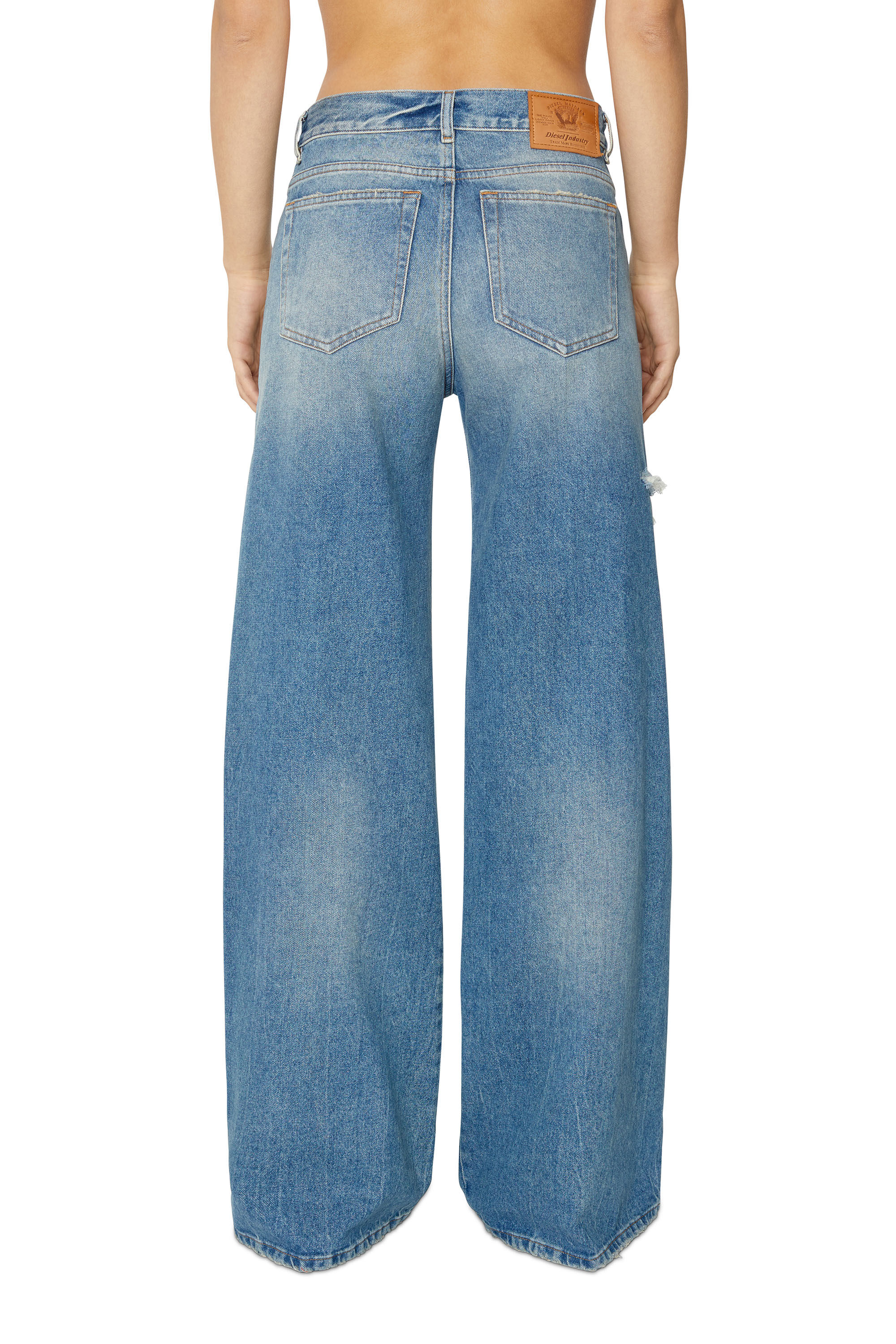 Diesel - 1978 09D97 Bootcut and Flare Jeans, Blu Chiaro - Image 2