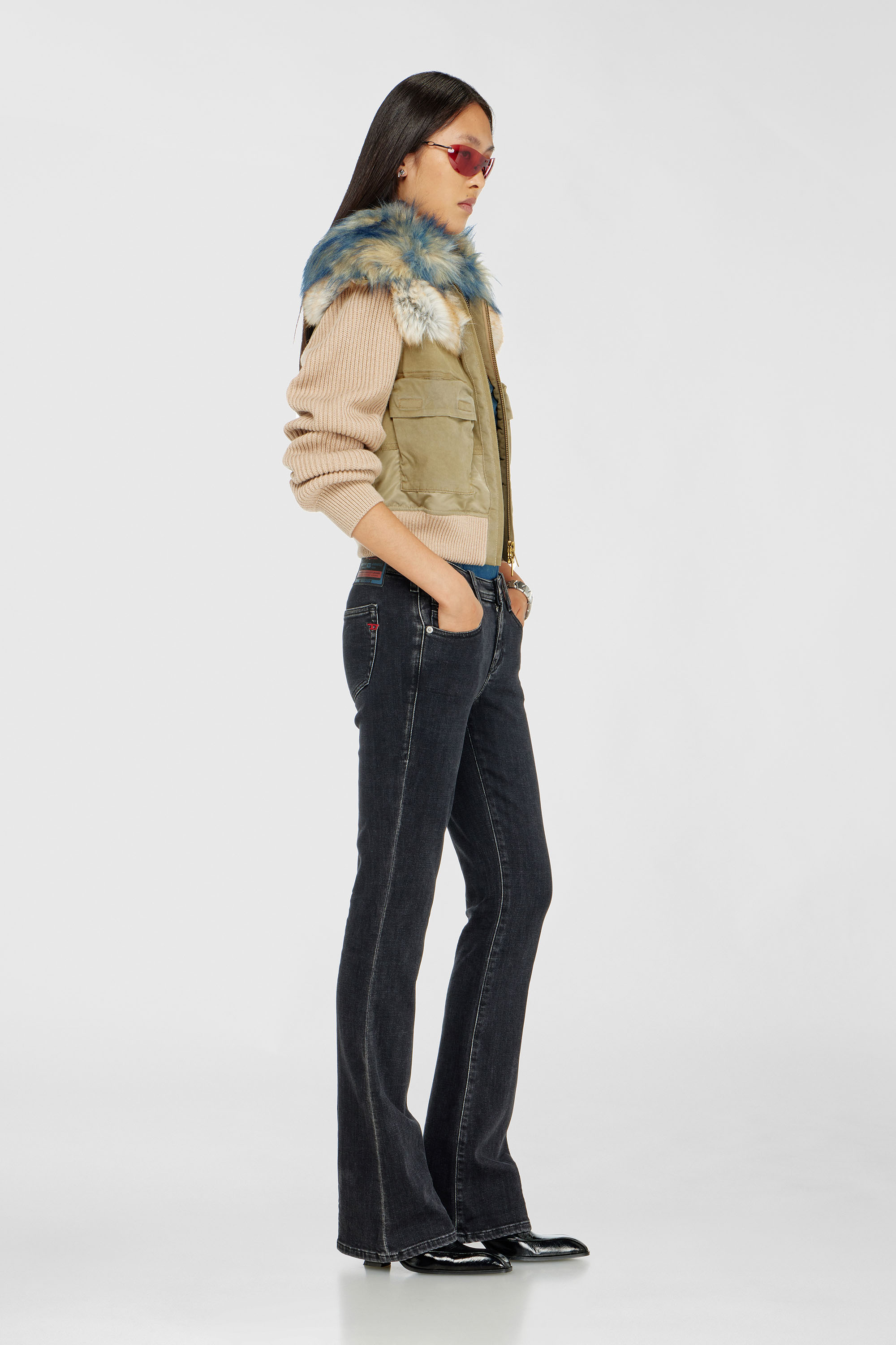 Diesel - Bootcut Jeans 1969 D-Ebbey 09P75 Donna, Nero/Grigio scuro - Image 2