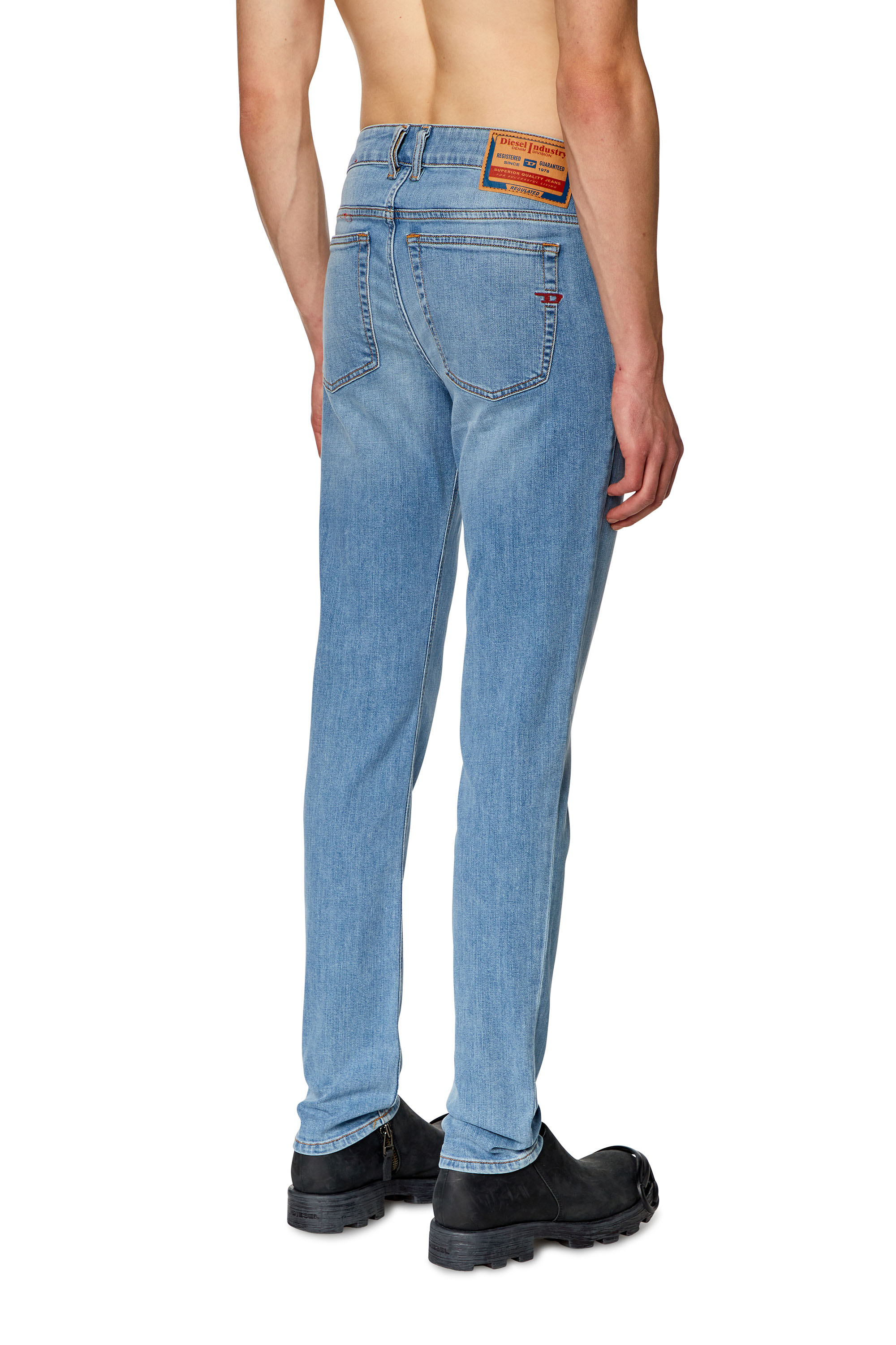 Diesel - Skinny Jeans 1979 Sleenker 09H62 Uomo, Blu Chiaro - Image 3