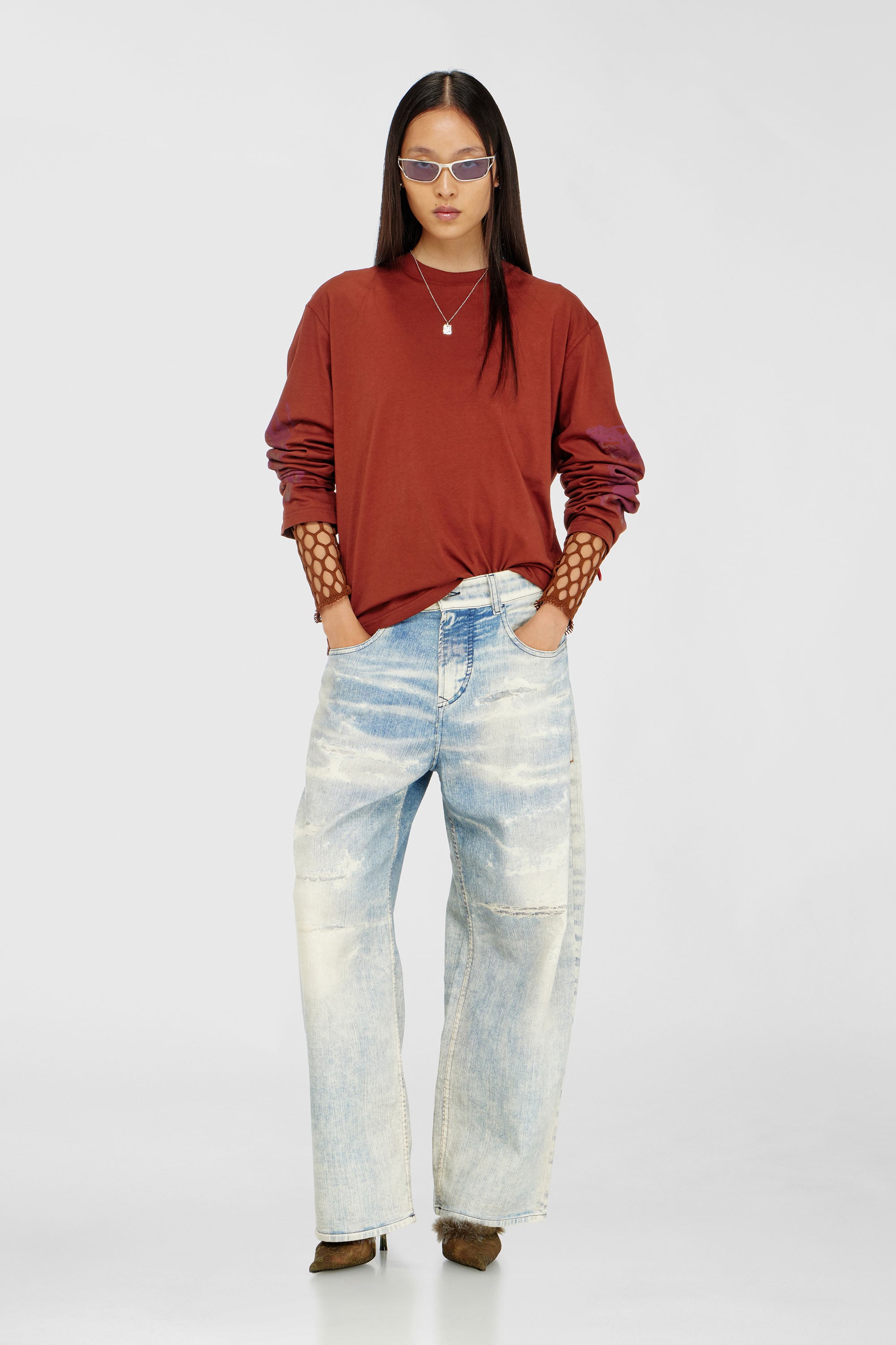 Diesel - Relaxed 2097 D-Enim-M Joggjeans&reg; 068XM Unisex, Blu Chiaro - Image 1