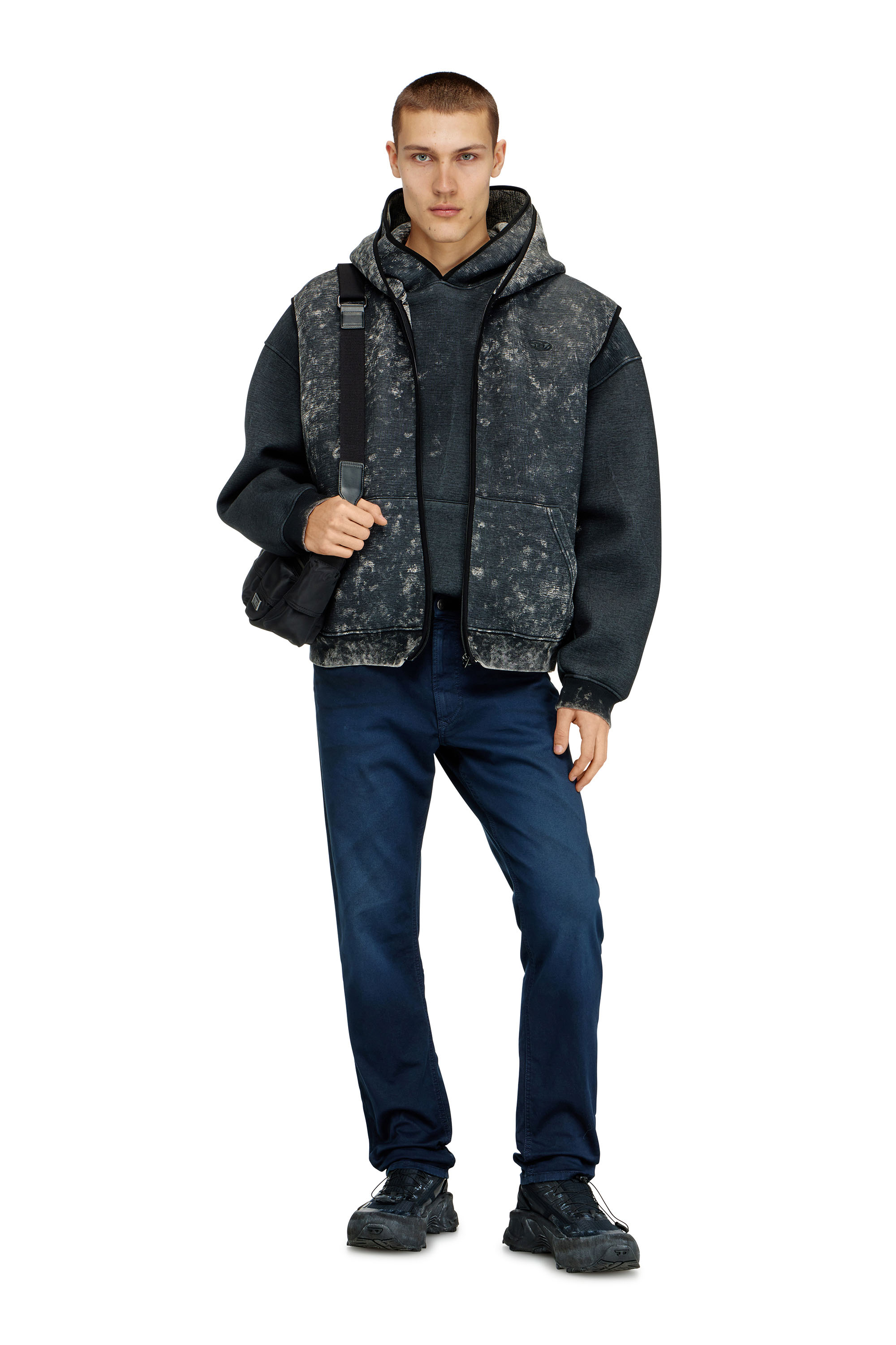 Diesel - Regular 2032 D-Krooley-BW Joggjeans&reg; 0670M Uomo, Blu Scuro - Image 2