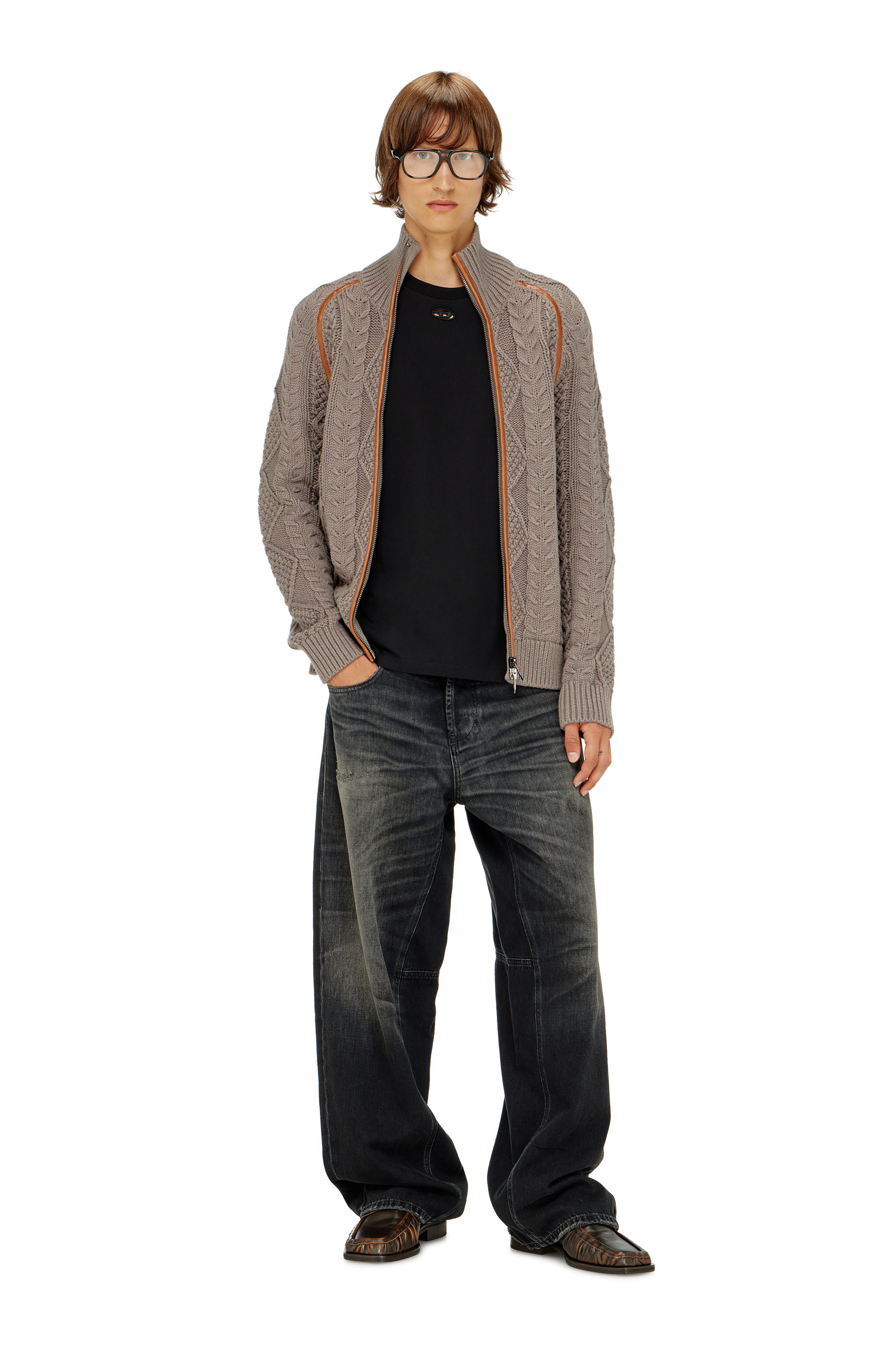 Diesel - T-BOXT-DCO, T-shirt in cotone dalla vestibilit&agrave; rilassata con ricamo Oval D Uomo in Nero - 2