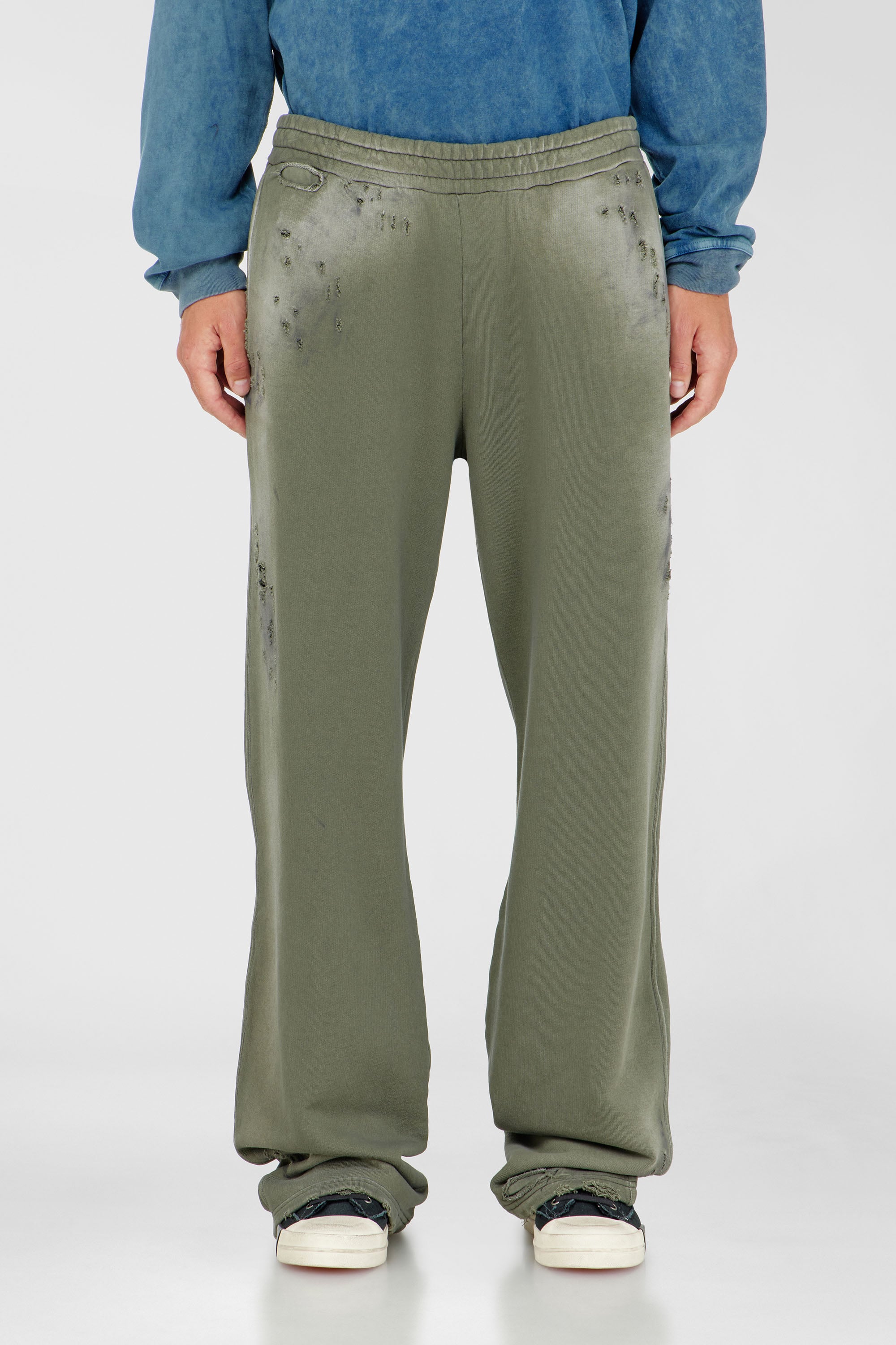 Diesel - P-KEITH, Pantaloni in cotone con effetto destroyed Uomo in Verde - 3