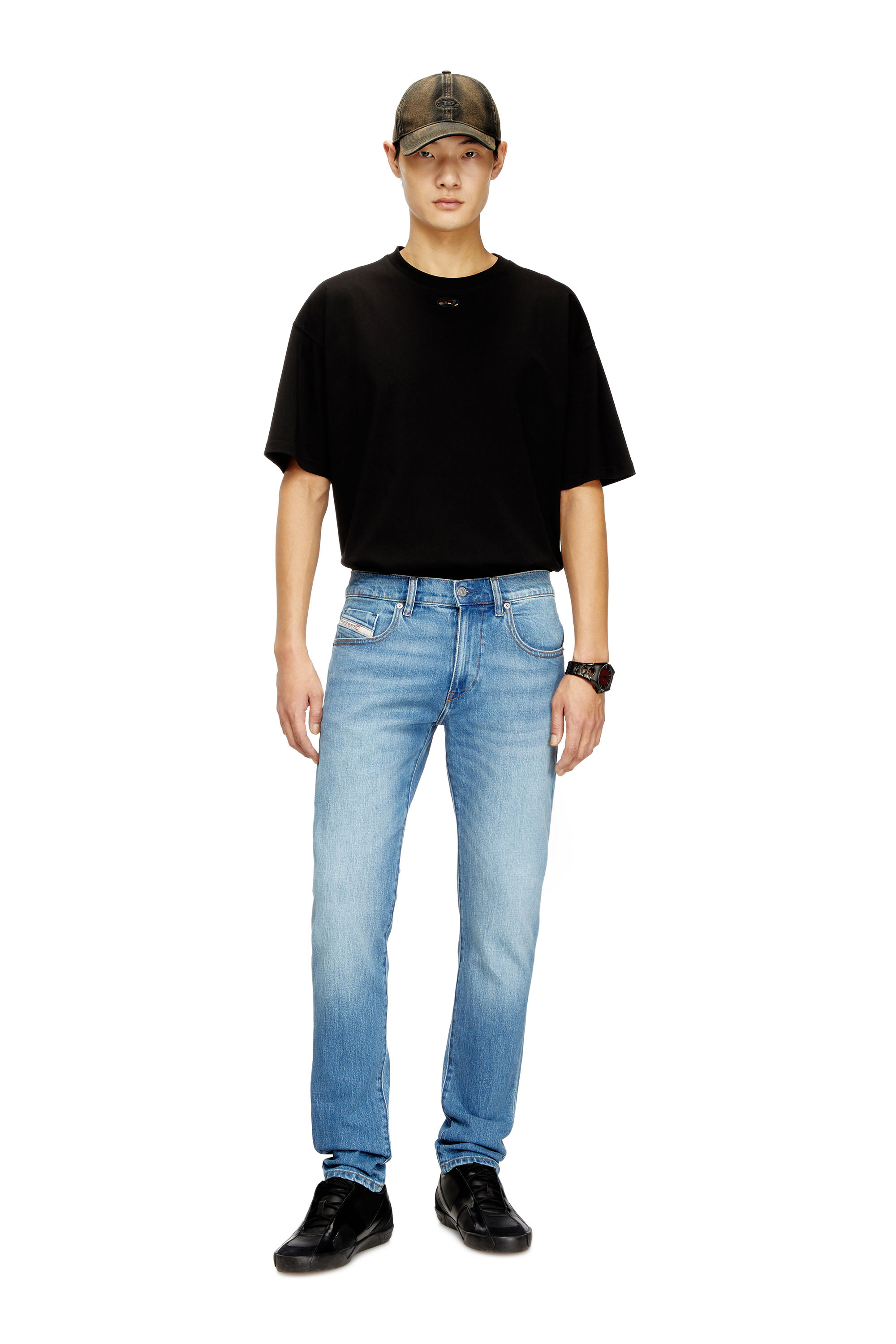 Diesel - Slim Jeans 2019 D-Strukt 0ADBK Uomo, Blu Chiaro - Image 2