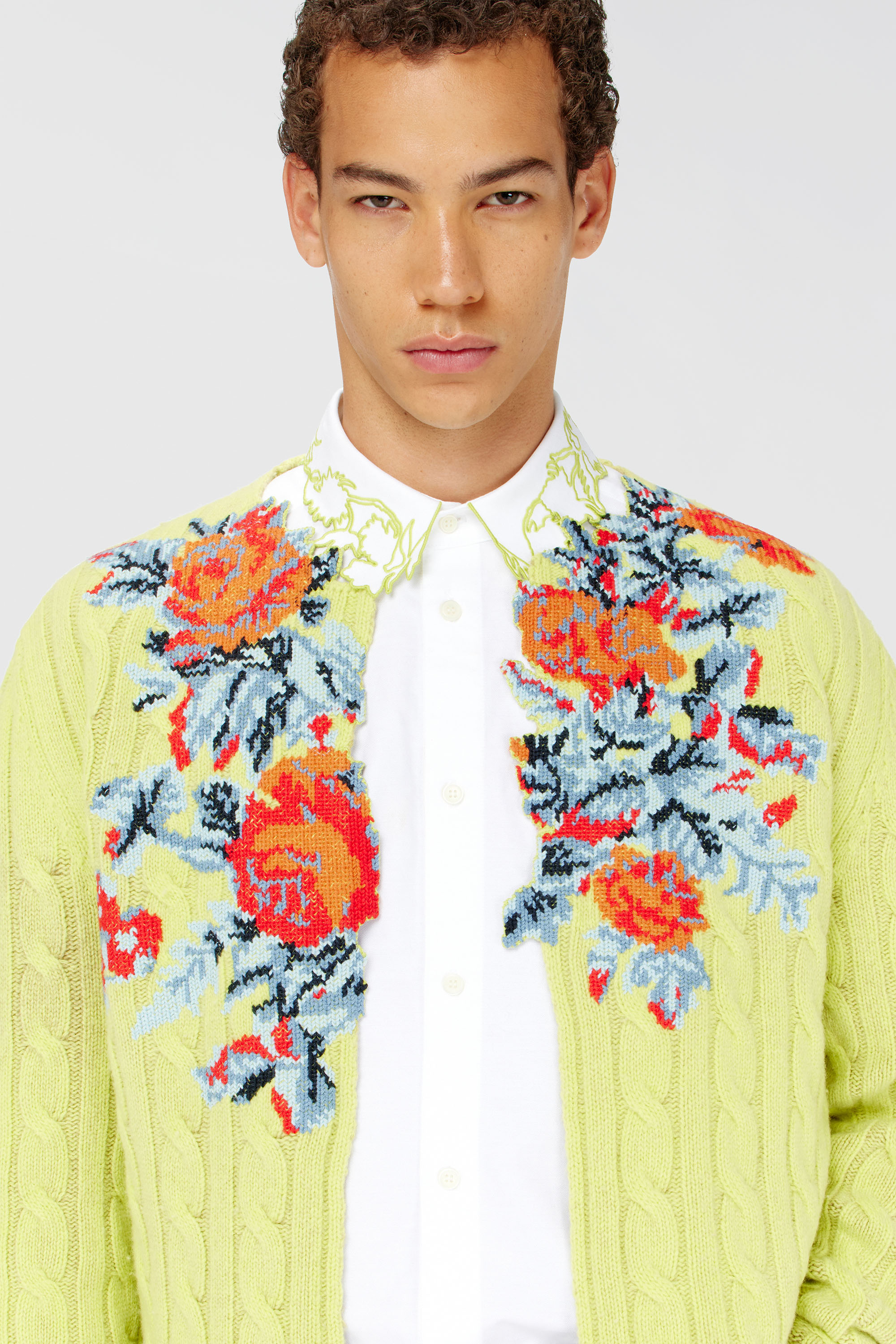 Diesel - K-RINO, Cardigan aperto in maglia a trecce floreale Uomo in Giallo - 5