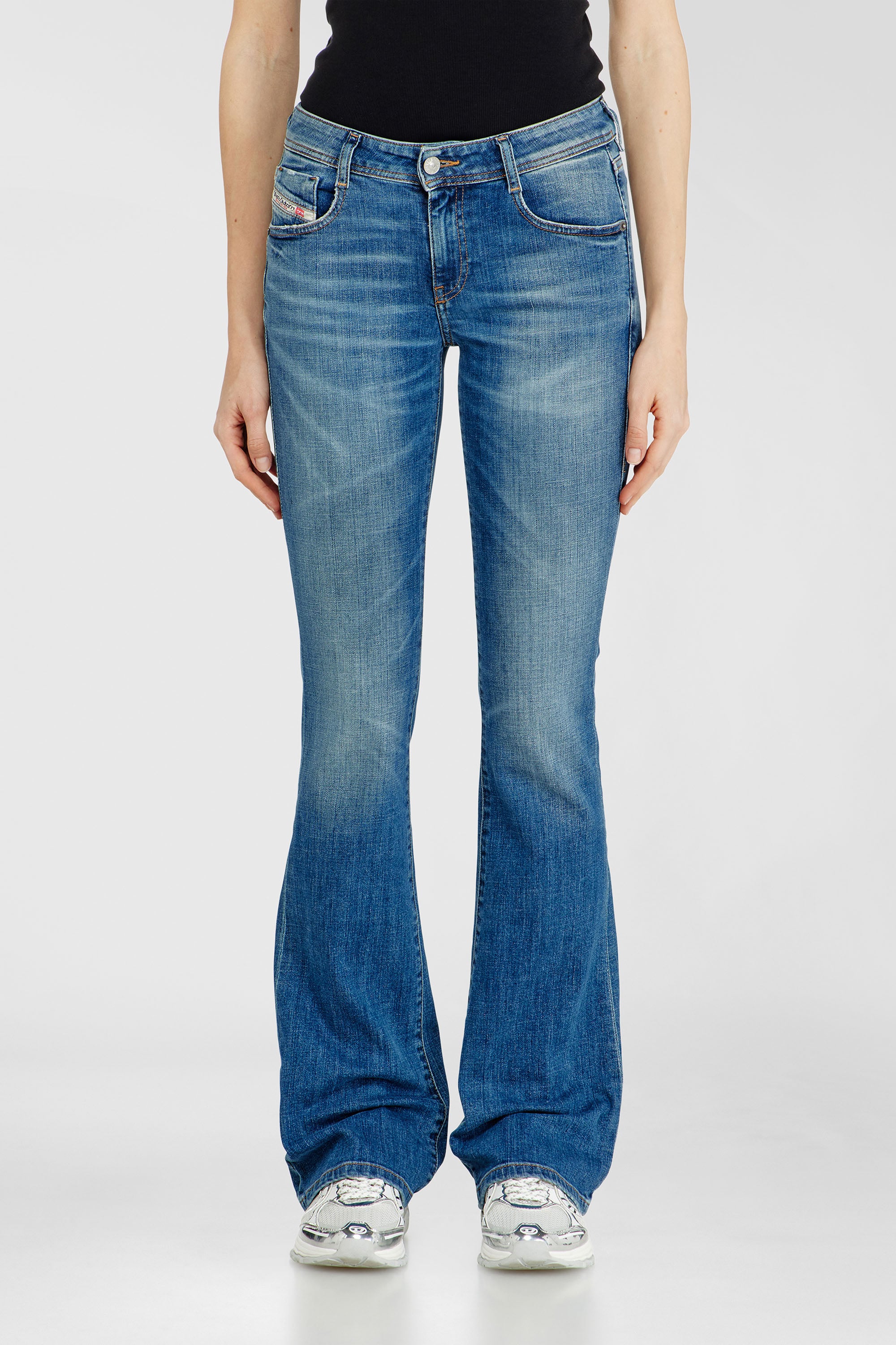 Diesel - Bootcut Jeans 1969 D-Ebbey 09J33 Donna, Blu medio - Image 2