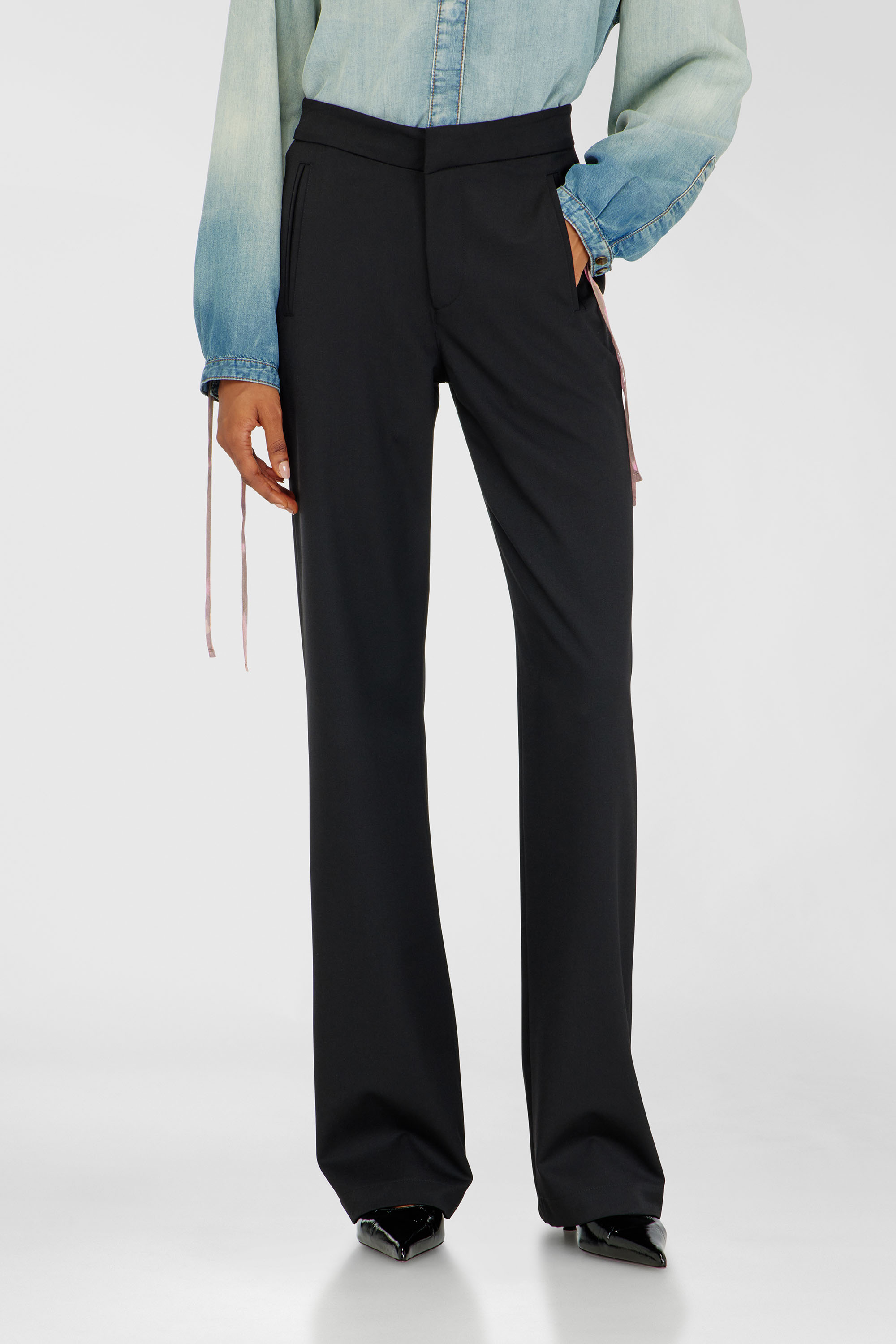 Diesel - P-ROMISE-S3, Pantaloni in fresco di lana Donna in Nero - 1