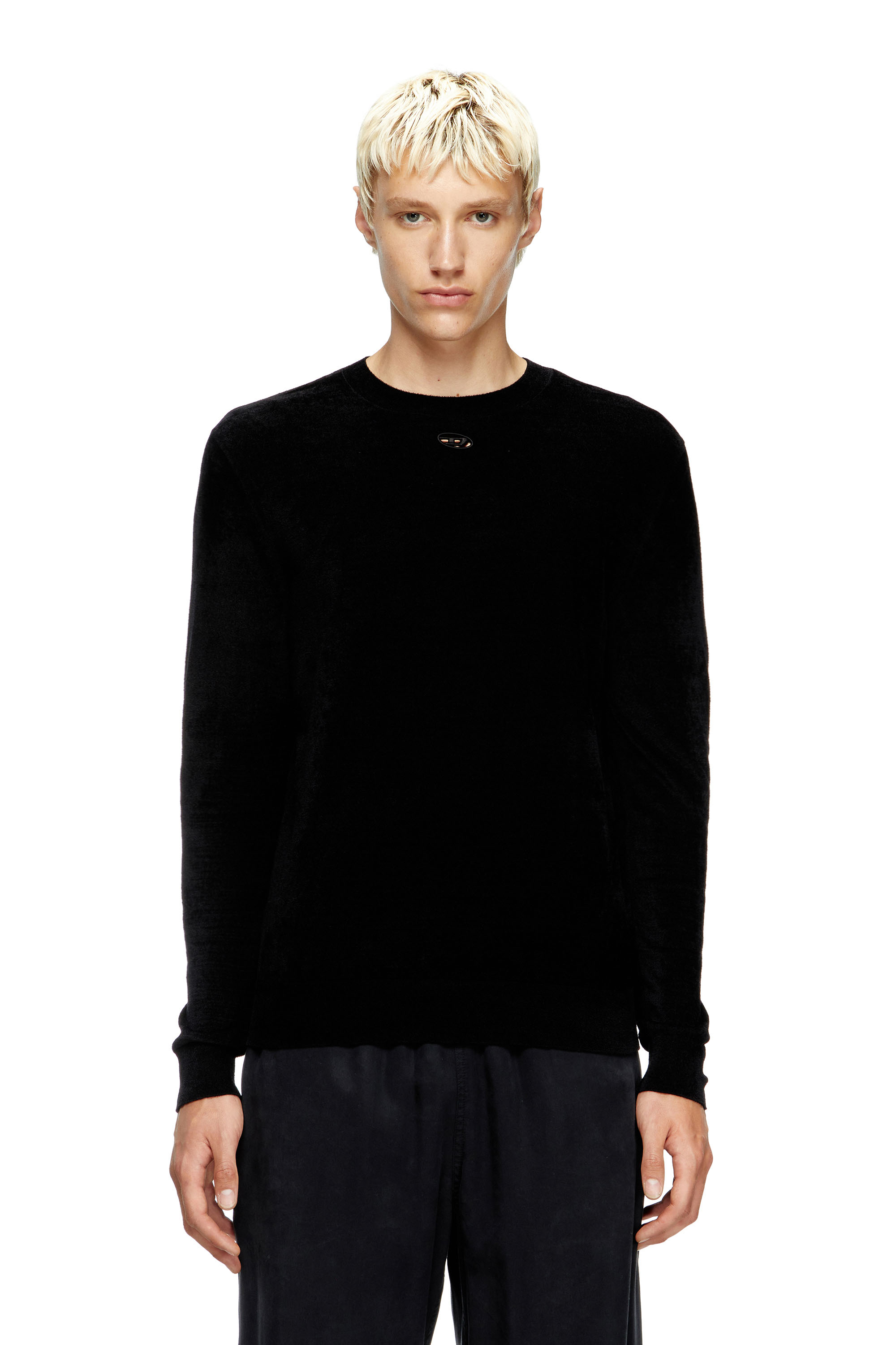 Diesel - K-CEVRO, Maglia in ciniglia con logo cut-out Uomo in Nero - 1