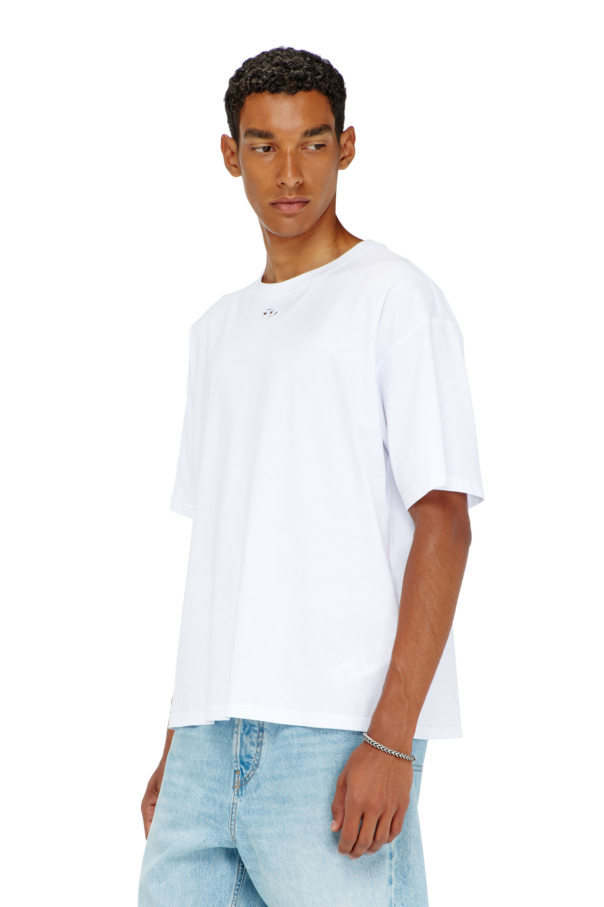 Diesel - T-BOXT-DCO, T-shirt in cotone dalla vestibilit&agrave; rilassata con ricamo Oval D Uomo in Bianco - 3