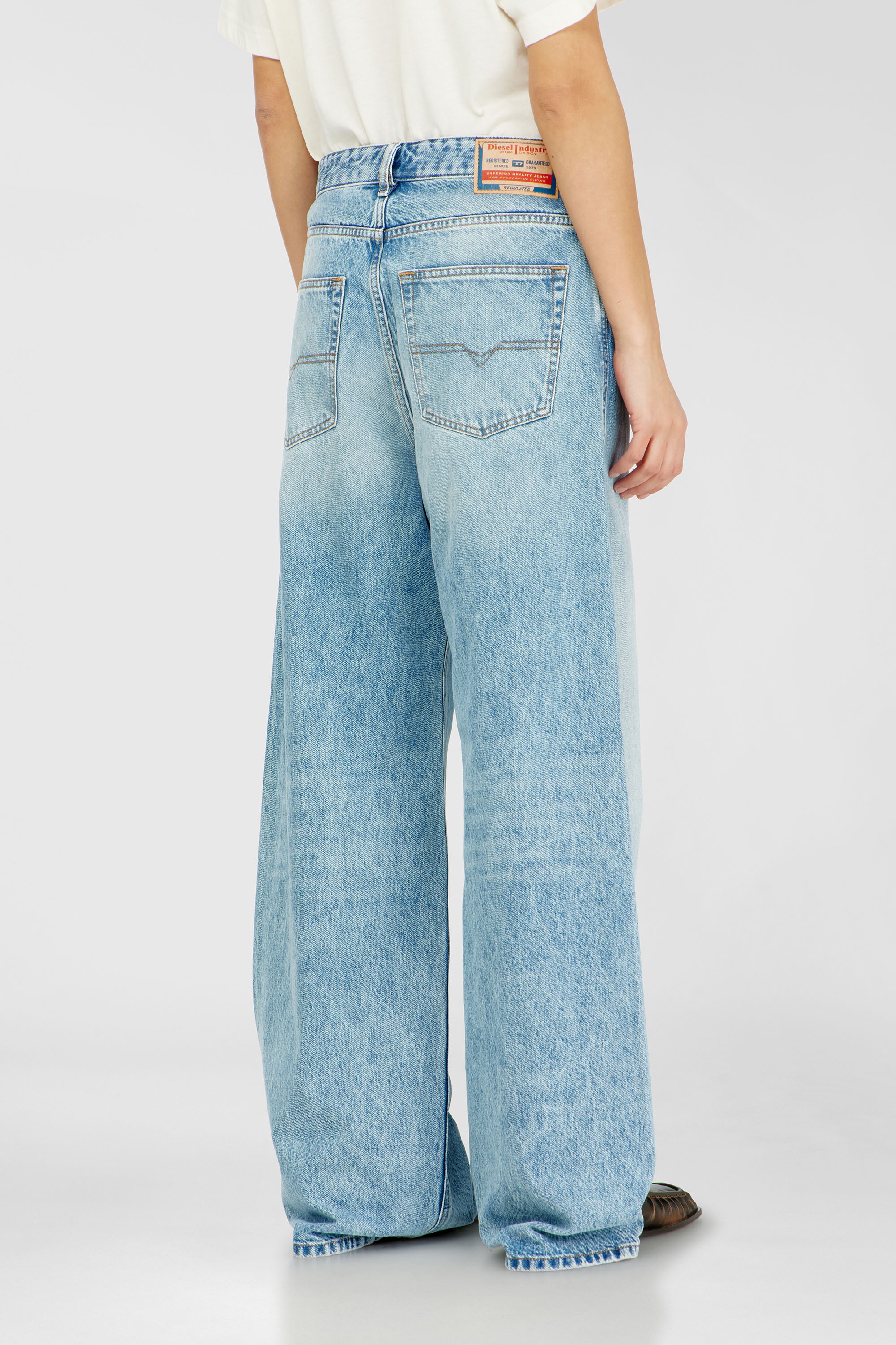 Diesel - Relaxed Jeans 1996 D-Sire 09I29 Unisex, Blu Chiaro - Image 5