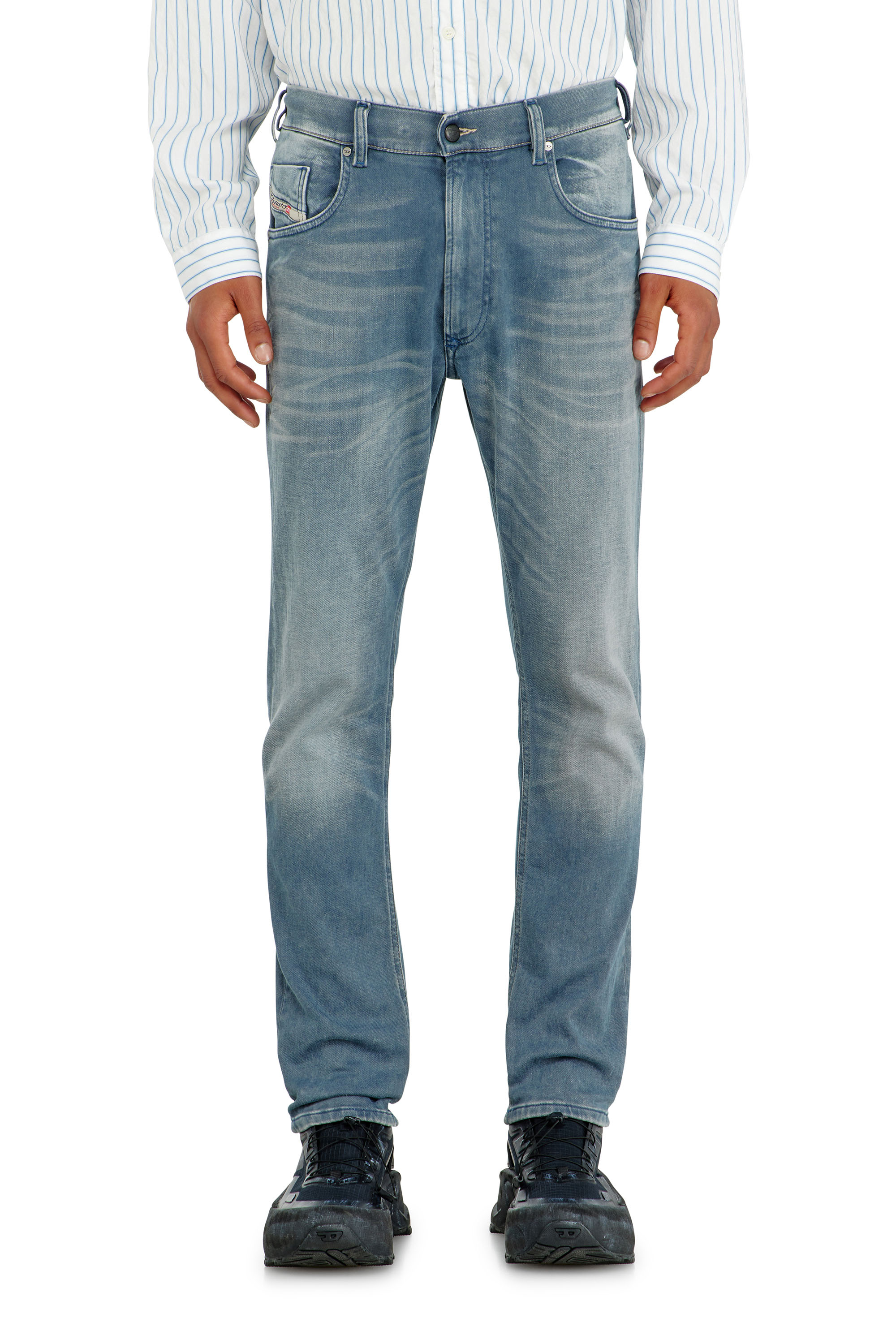 Diesel - Regular 2032 D-Krooley-BW Joggjeans&reg; 09P91 Uomo, Blu Chiaro - Image 1