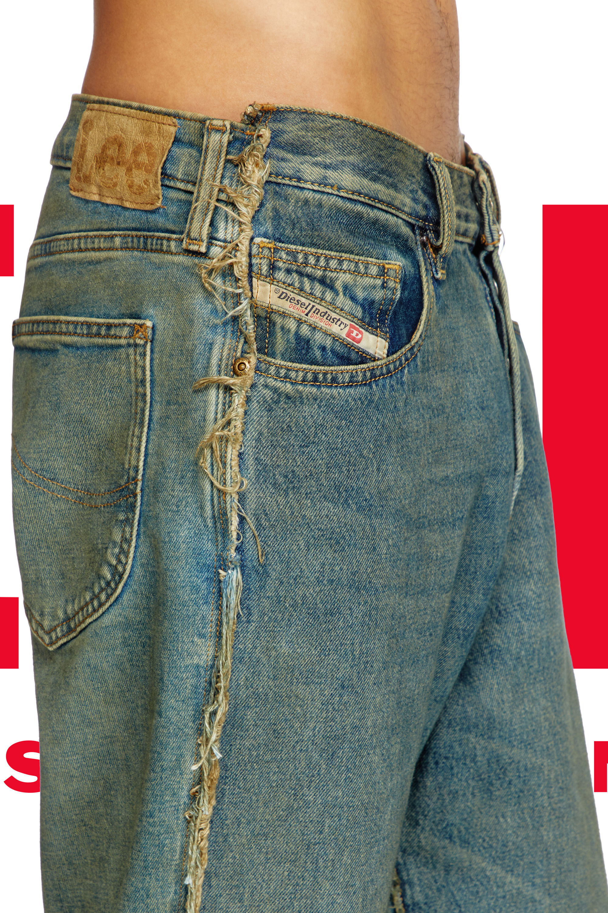 Diesel - Regular Jeans Dieseloves 03 09M98 Uomo, Blu Scuro - Image 1