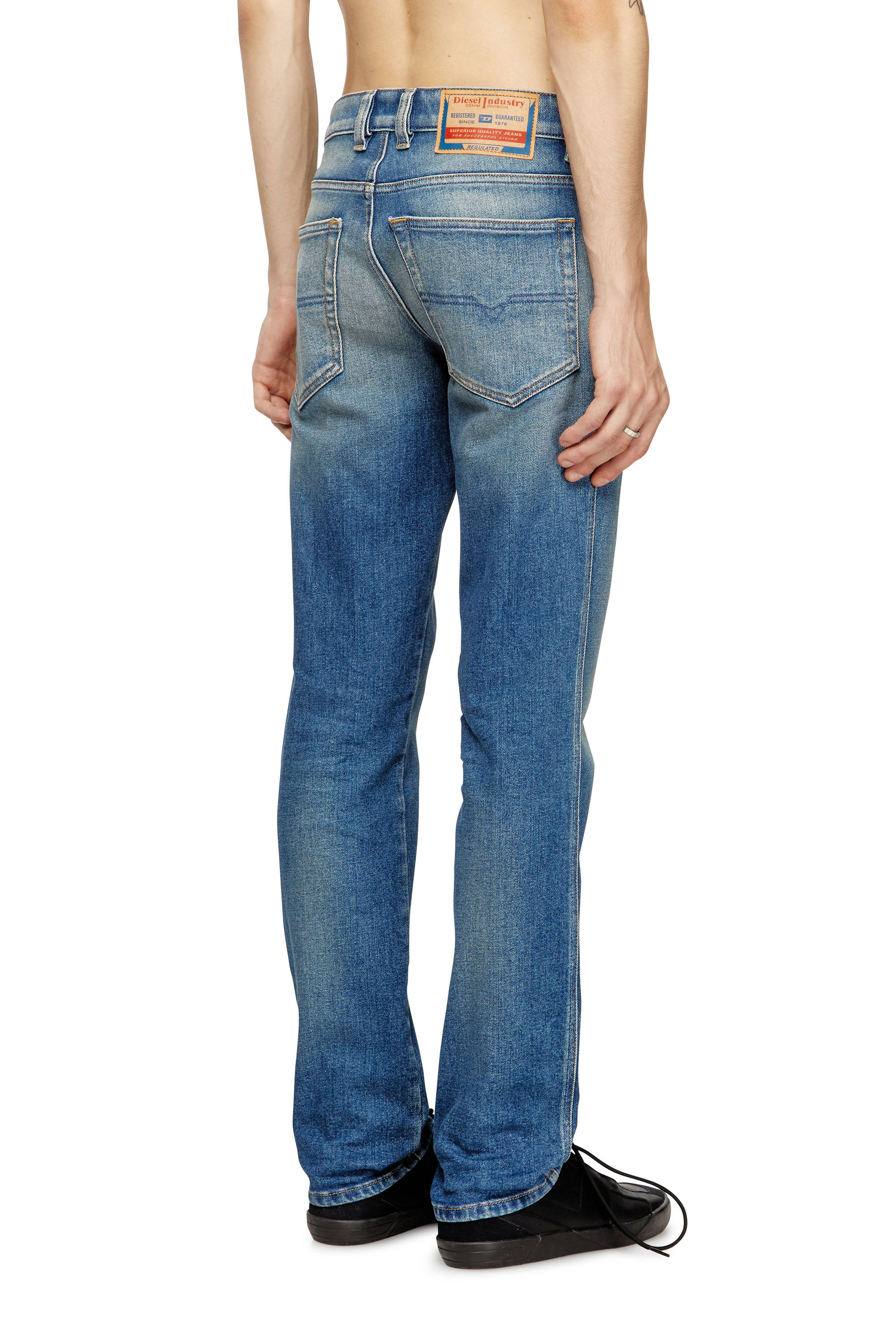 Diesel - Slim Jeans 1993 D-Vyl 09M14 Uomo, Blu medio - Image 4