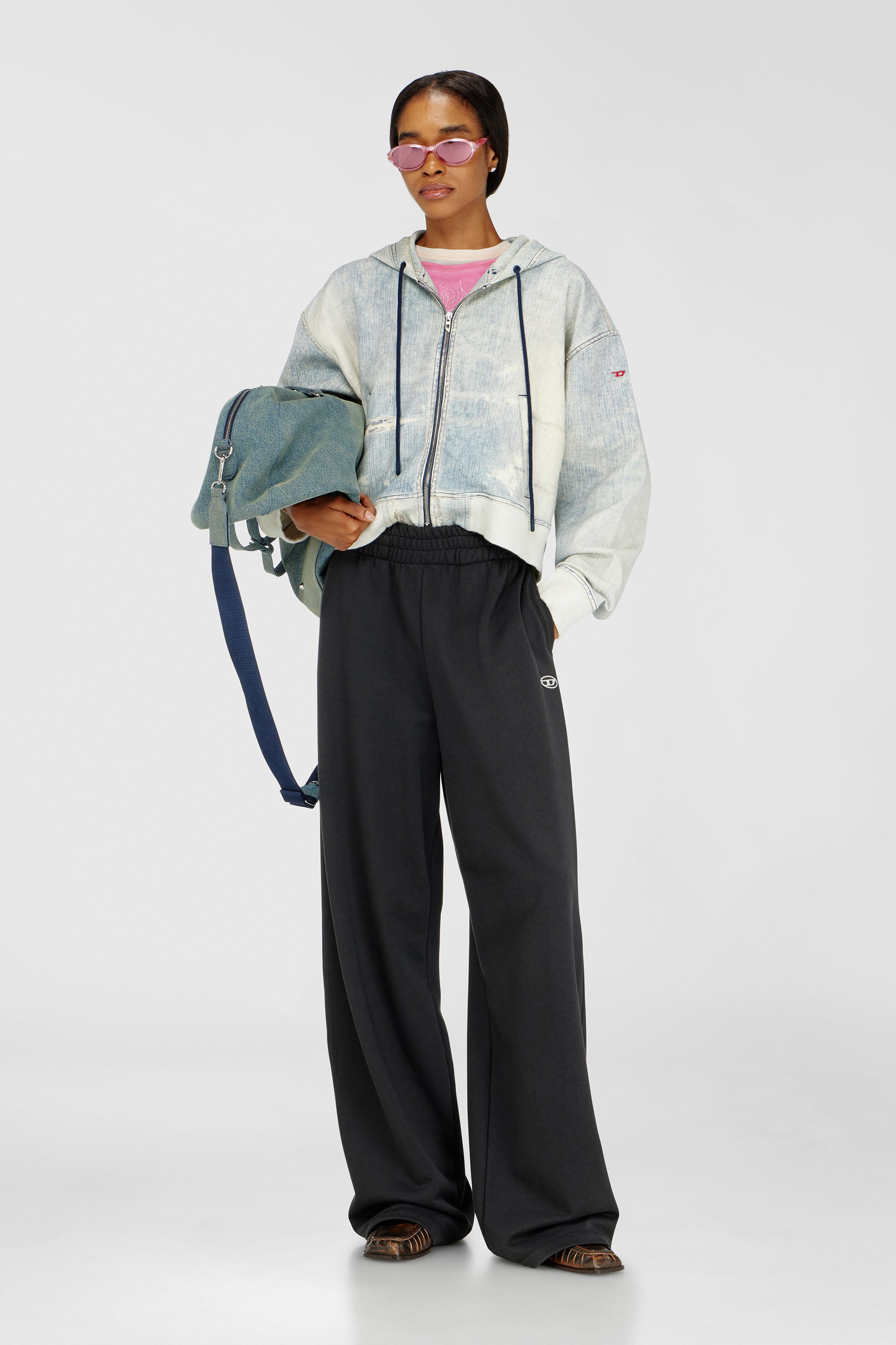 Diesel - P-ZENIA-OD, Pantaloni sportivi larghi con fascia elastica in vita Donna in Nero - 1