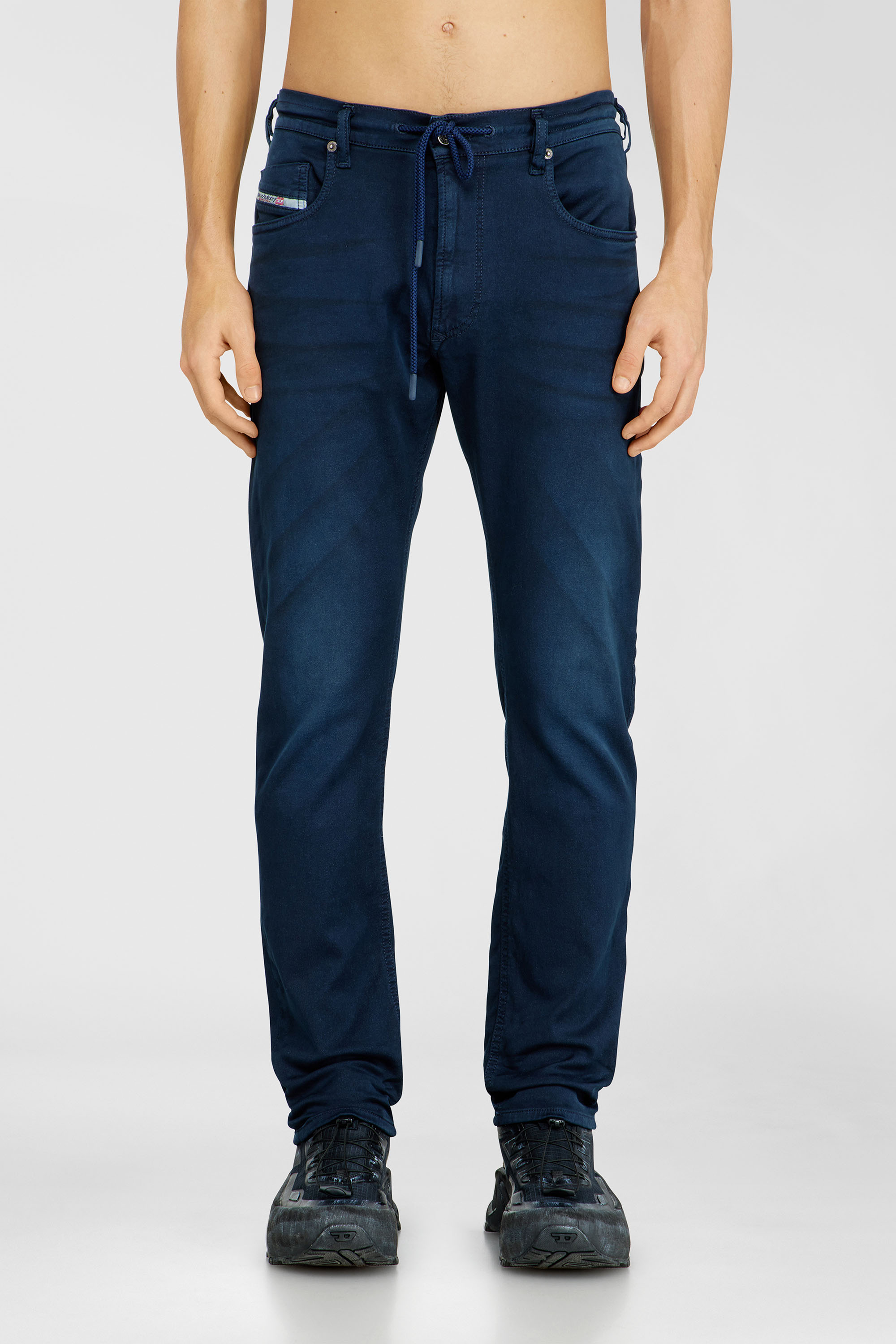 Diesel - Regular 2032 D-Krooley Joggjeans&reg; 0670M Uomo, Blu - Image 1