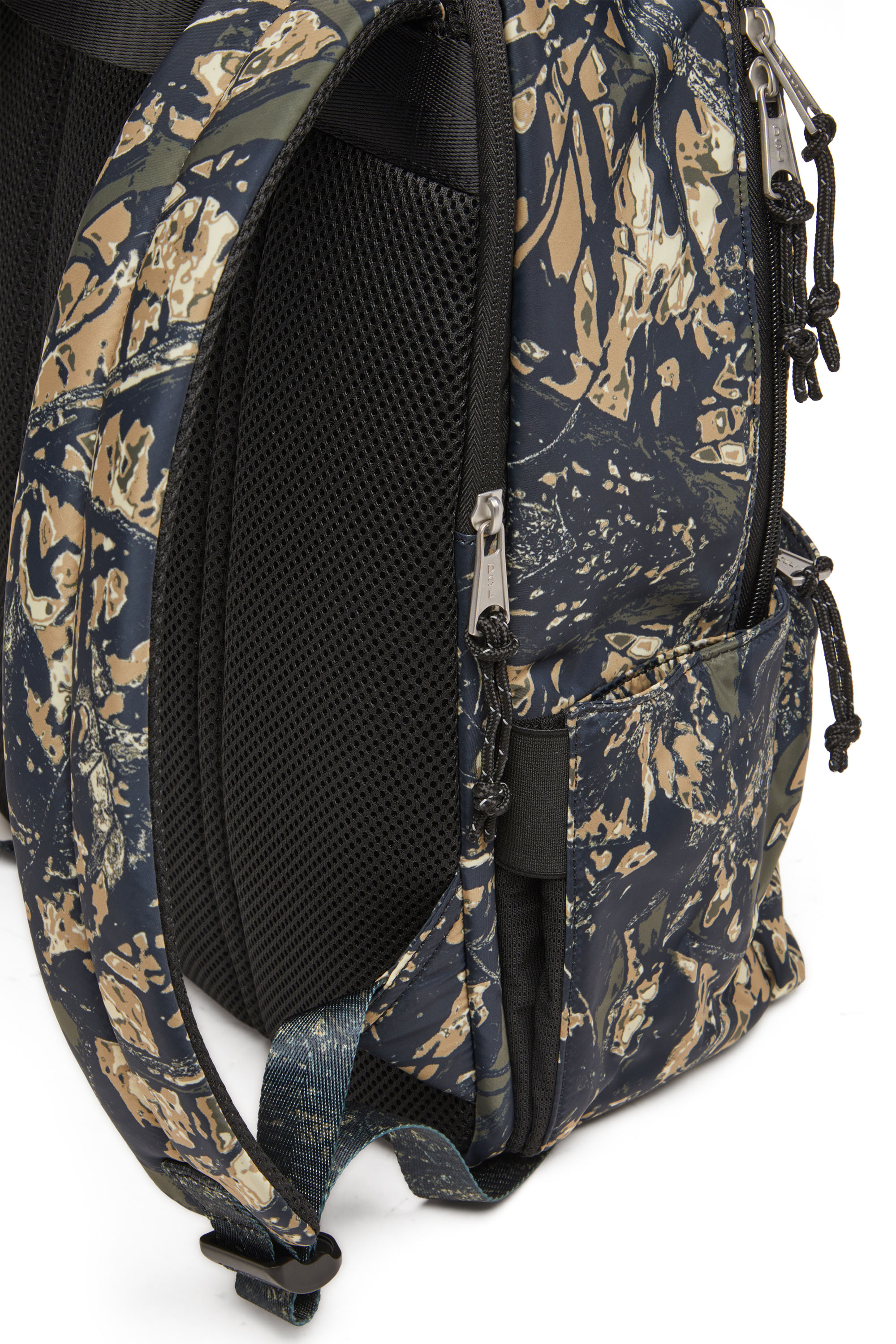 Diesel - D-PACK BACKPACK X, Backpack in camo-print fabric Unisex in Verde - 5