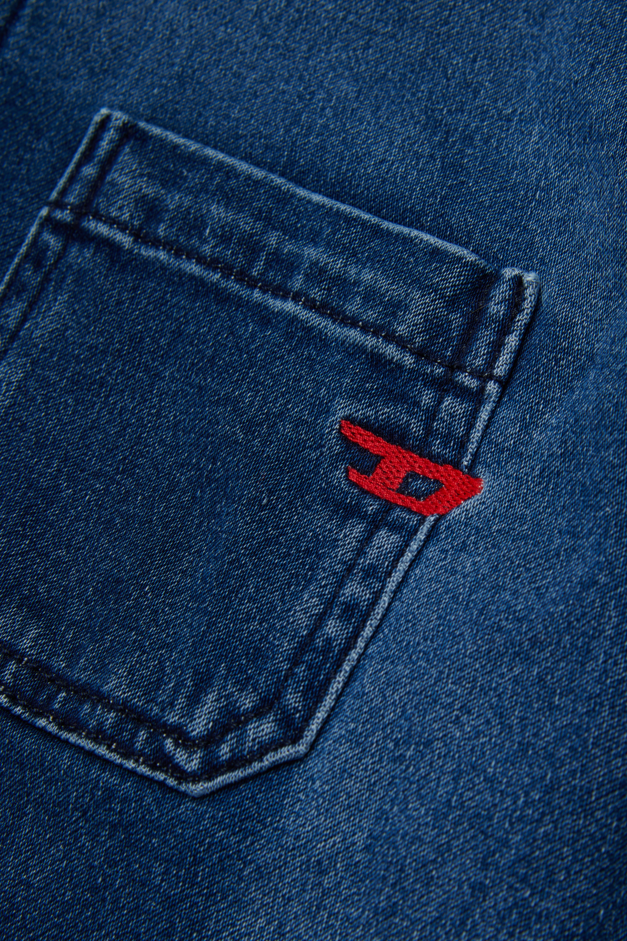 Diesel - CAMPS-OVER JJJ, Hooded shirt in effetto shadow JoggJeans Uomo in Blu - 4