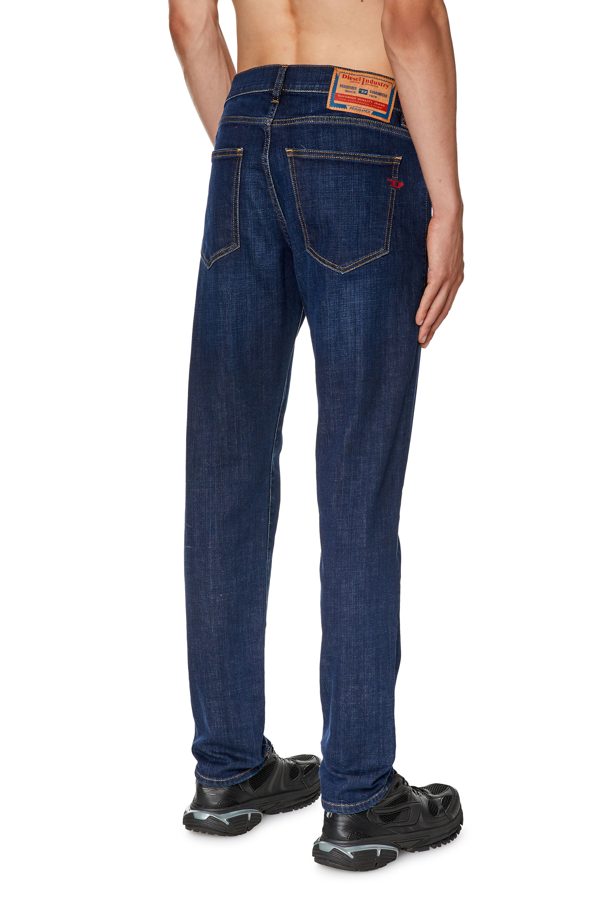 Diesel - Slim Jeans 2019 D-Strukt 09F89, Blu Scuro - Image 2