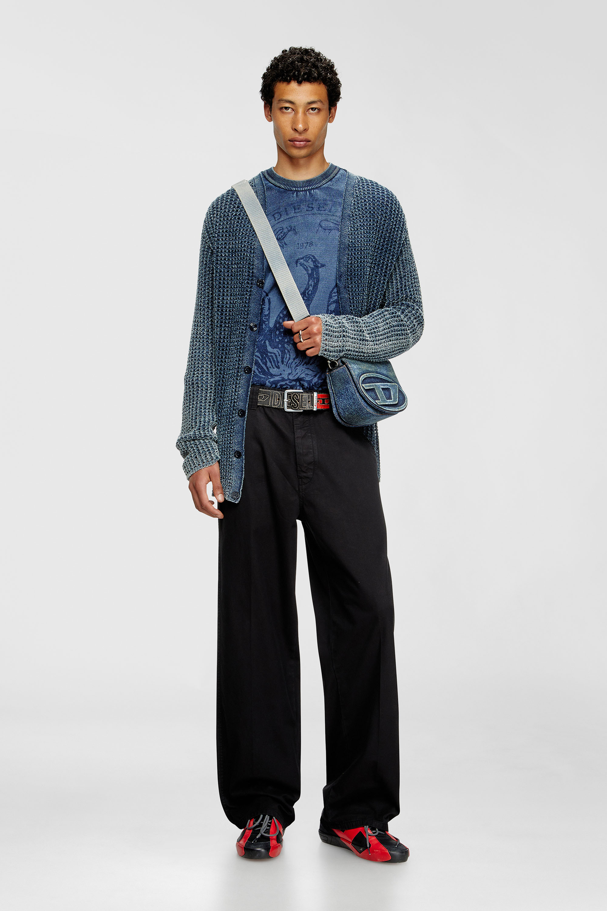 Diesel - P-HANT-CHINO, Pantaloni chino Uomo in Nero - 1