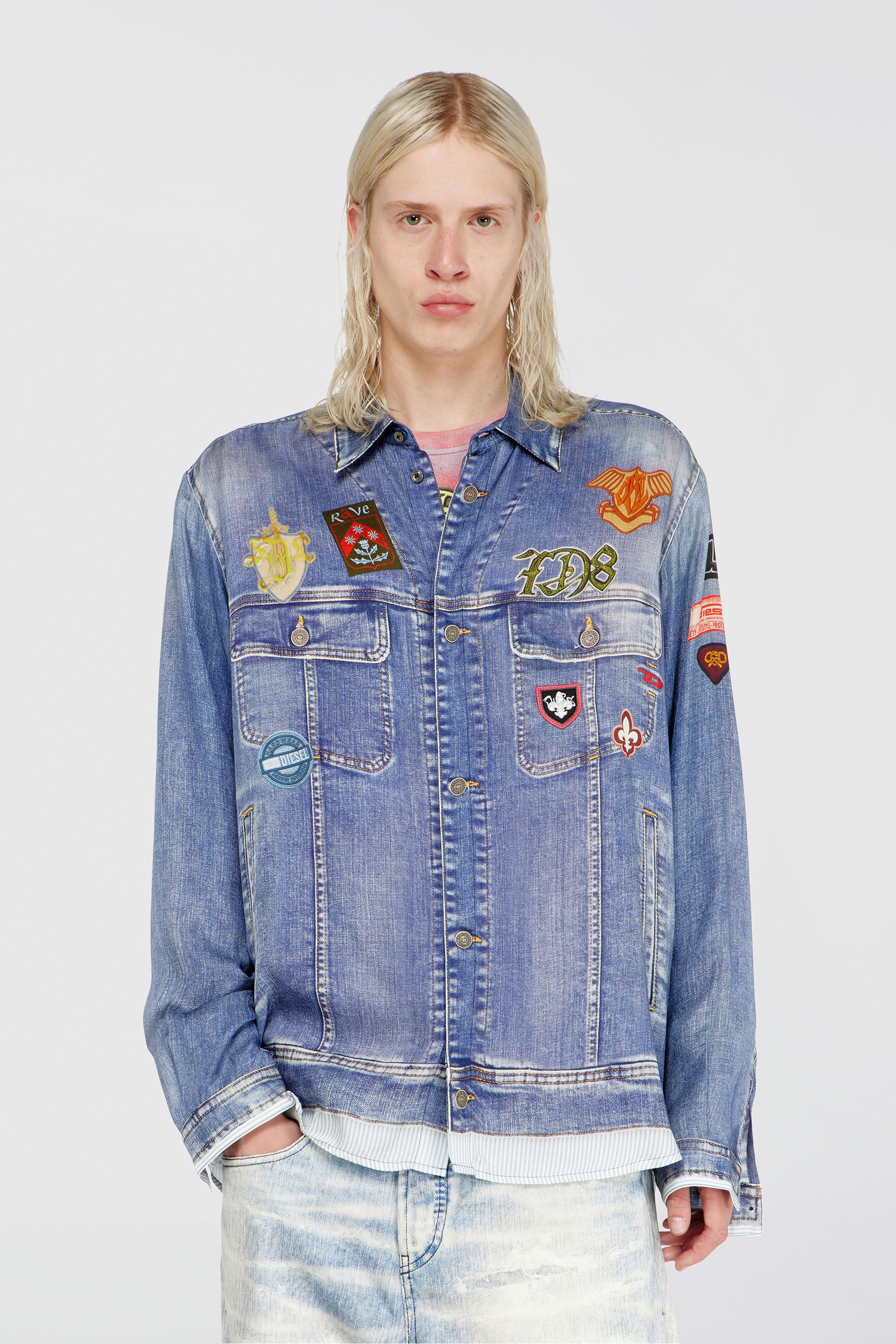 Diesel - S-SIMPLY-PATCH, Camicia in raso con stampa trompe-l'oeil denim Uomo in Blu - 1