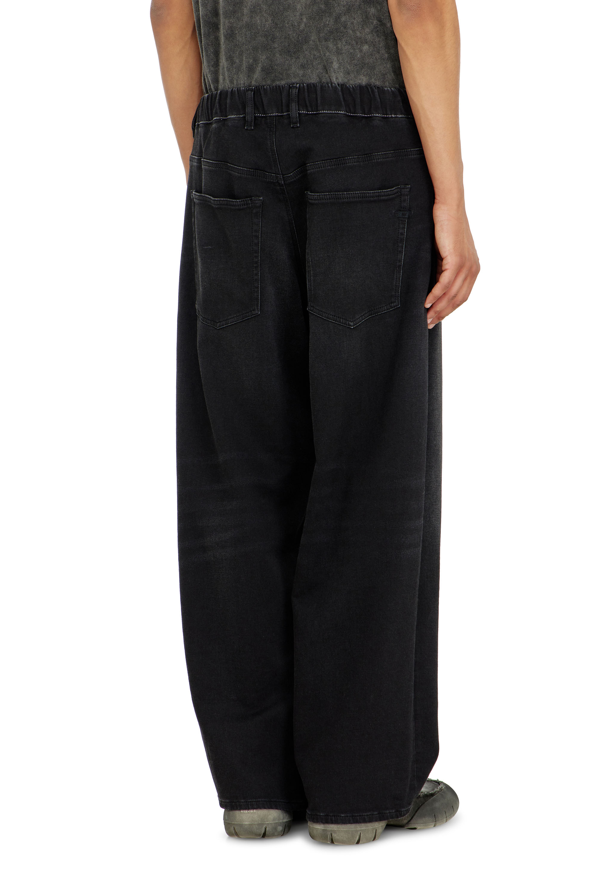 Diesel - Relaxed 2097 D-Enim-M Joggjeans&reg; 09P90 Unisex, Nero/Grigio scuro - Image 3
