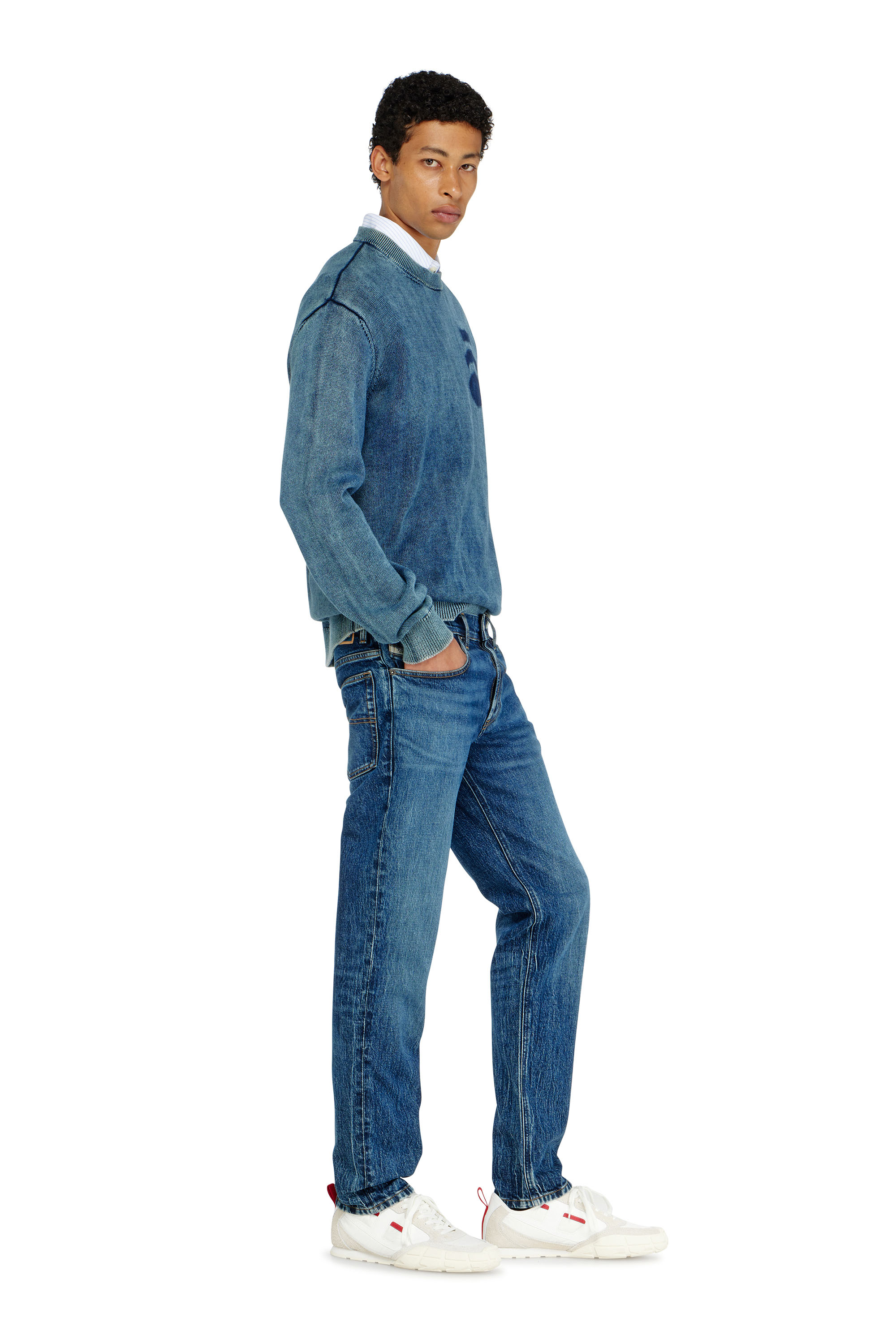 Diesel - Regular Jeans 2023 D-Finitive 0KBBQ Uomo, Blu Scuro - Image 2