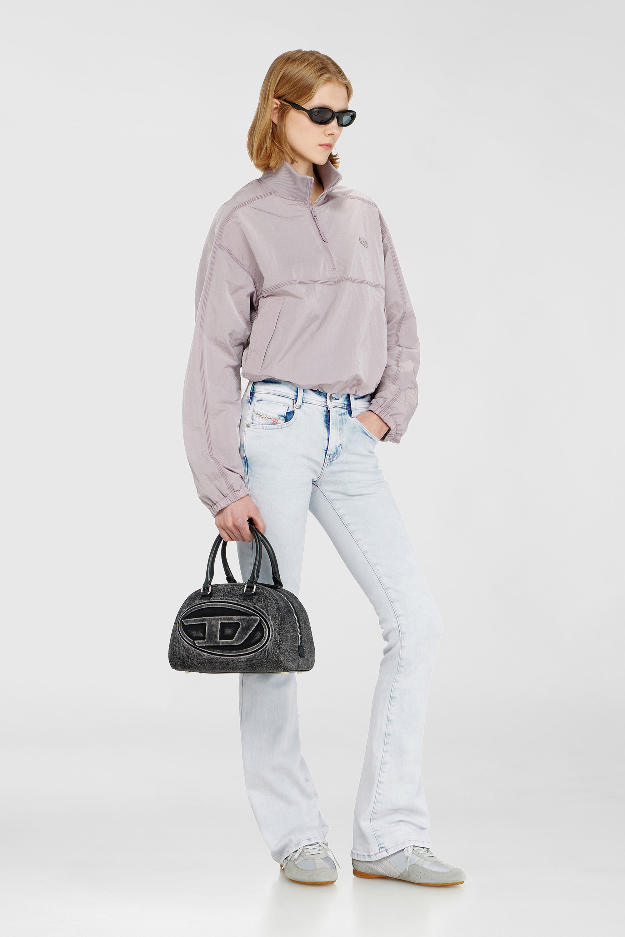 Diesel - G-ANOCK, Giacca relaxed in nylon con collo alto Donna in Viola - 2