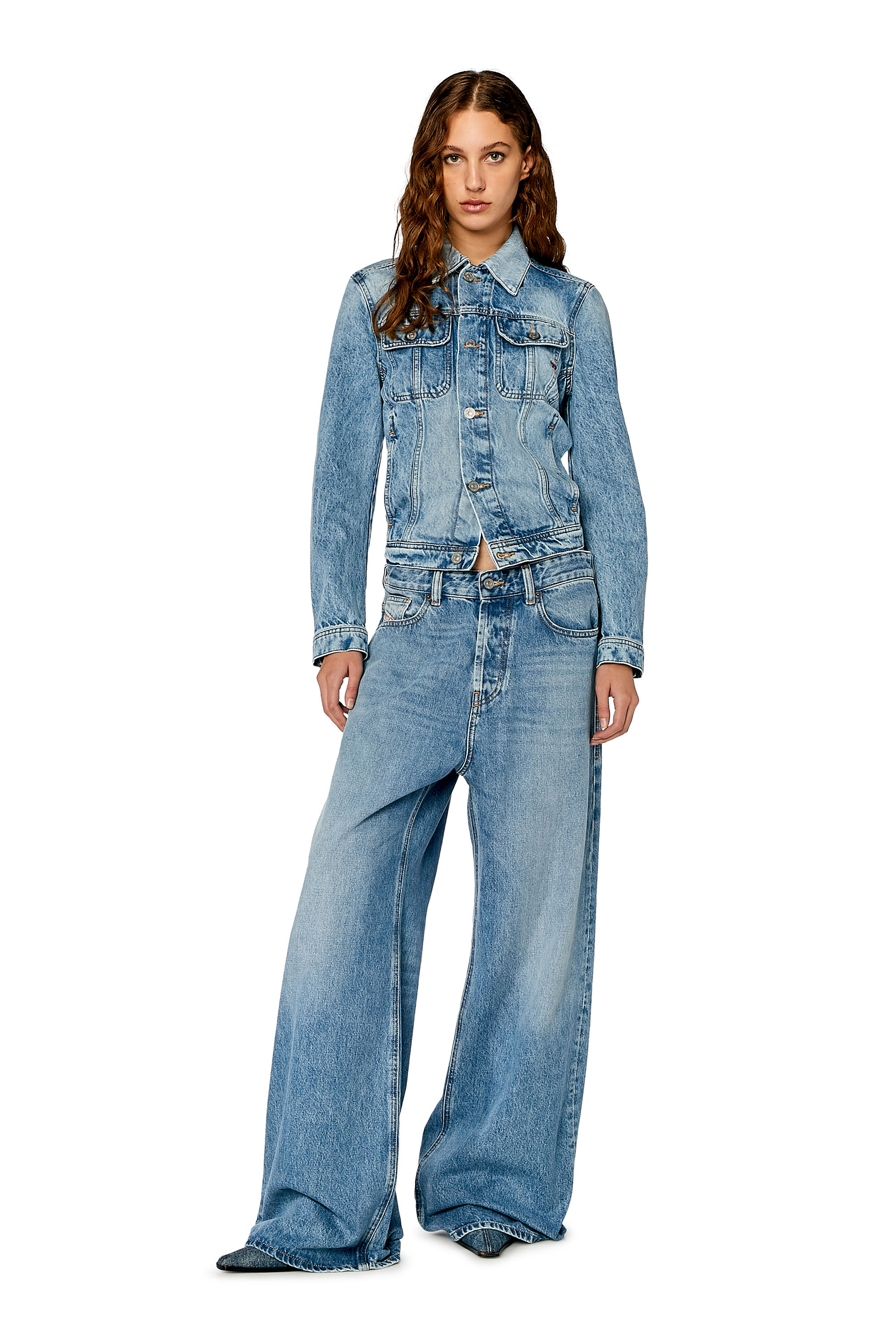 Diesel - DE-BONNY, Giacca trucker in denim Donna in Blu - 5