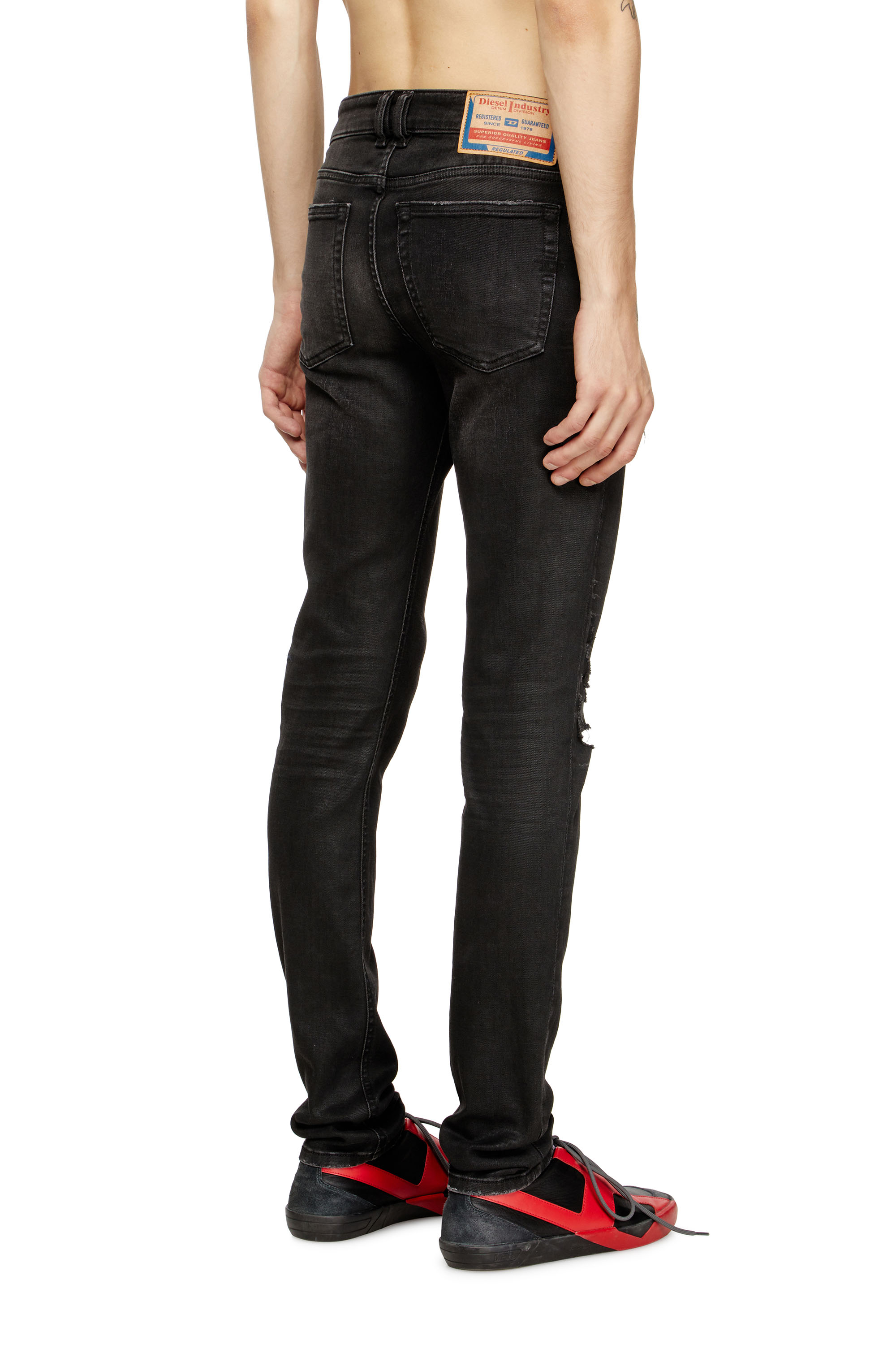 Diesel - Skinny Jeans 1979 Sleenker 068SG Uomo, Nero/Grigio scuro - Image 4