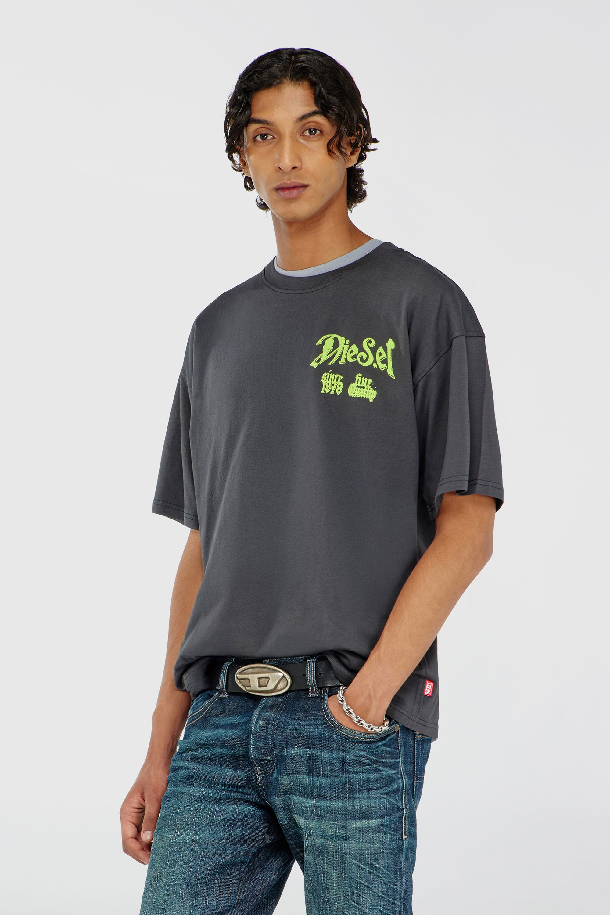 Diesel - T-BOXT-AA2, T-shirt in cotone con grafica in flock Uomo in Grigio - 1