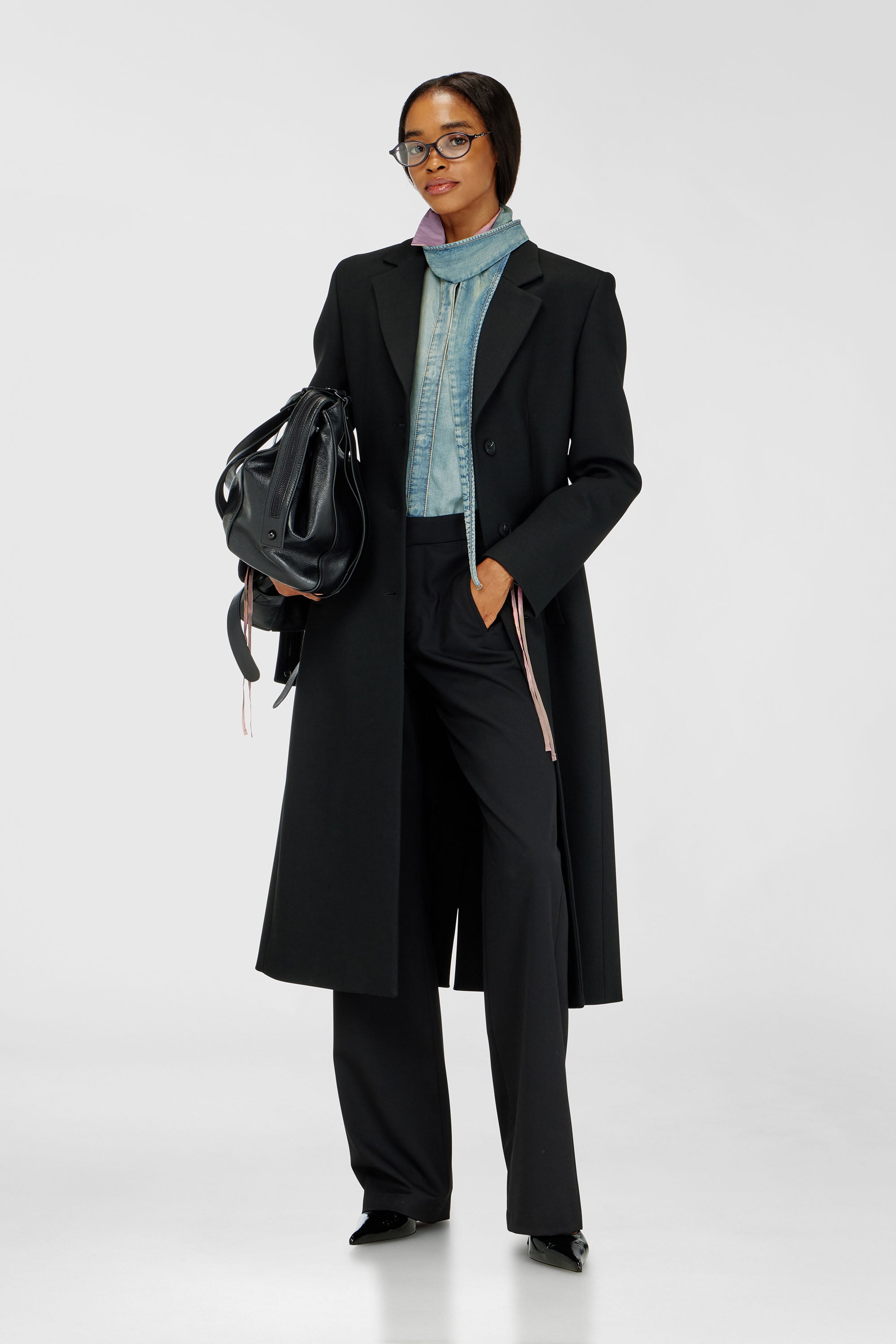 Diesel - P-ROMISE-S3, Pantaloni in fresco di lana Donna in Nero - 1