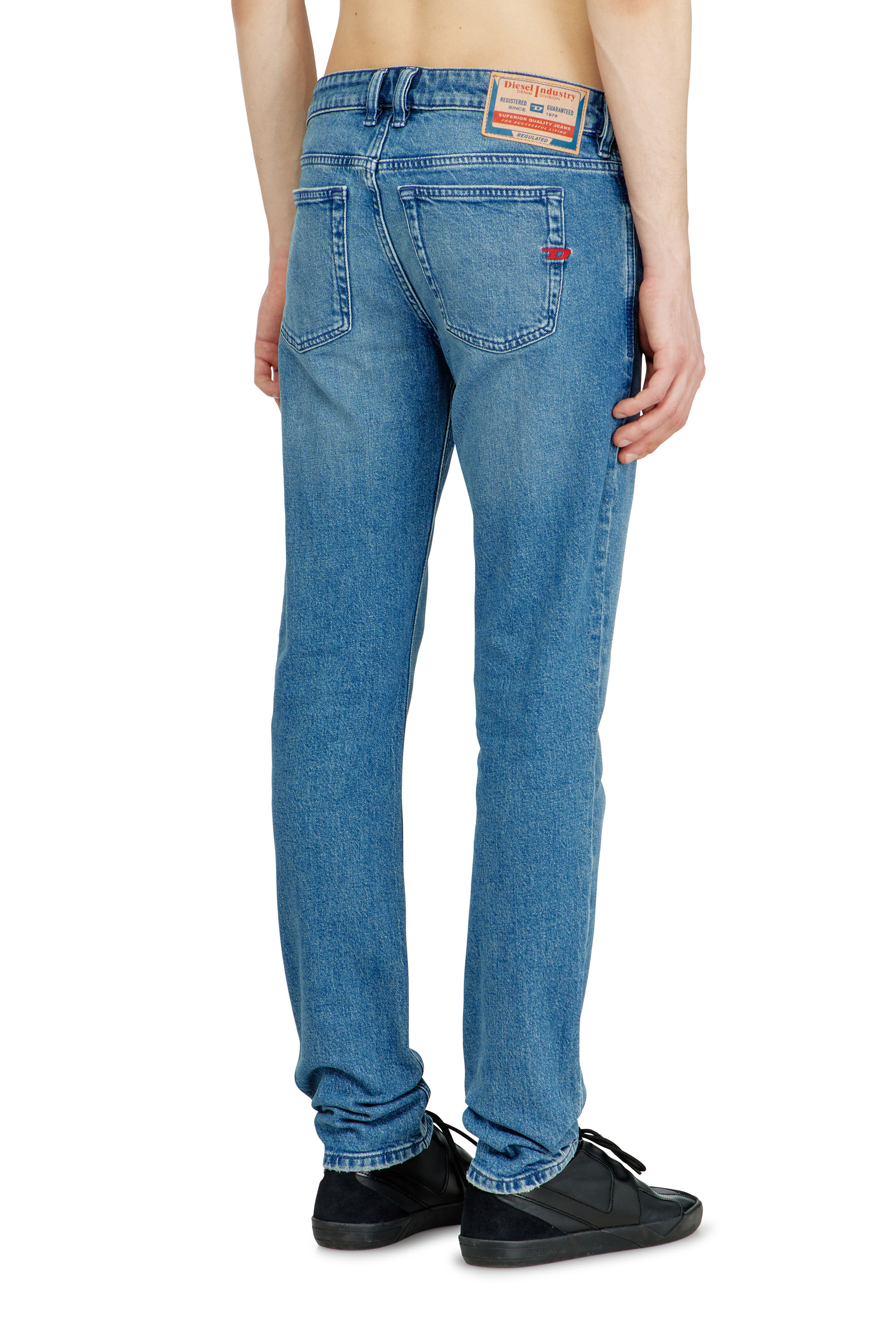 Diesel - Skinny Jeans 1979 Sleenker 0BEBI Uomo, Blu Chiaro - Image 3