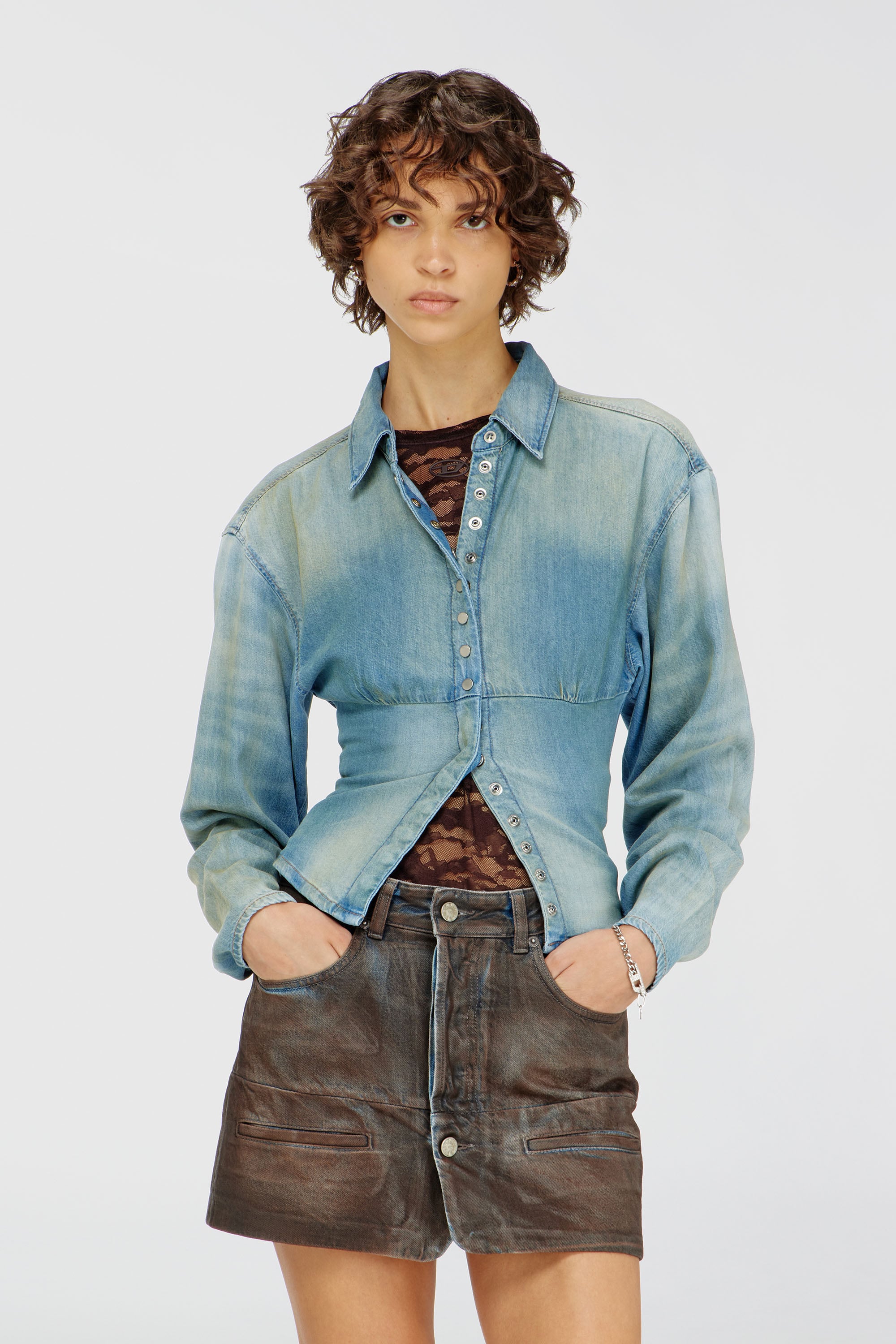 Diesel - DE-VIOLI-S1, Camicia in denim con design a sezioni Donna in Blu - 1