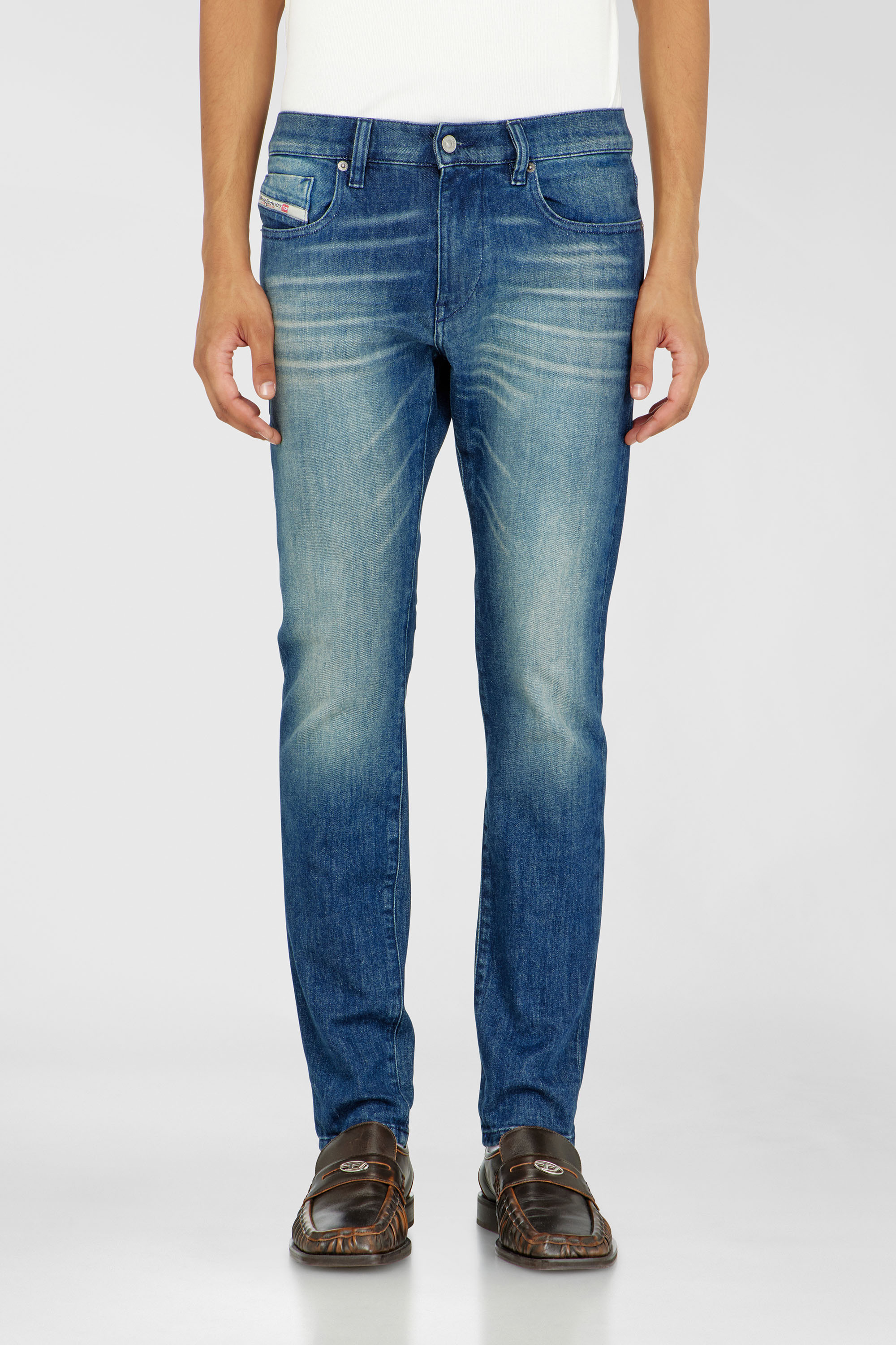 Diesel - Slim Jeans 2019 D-Strukt 0KBBR Uomo, Blu Scuro - Image 1