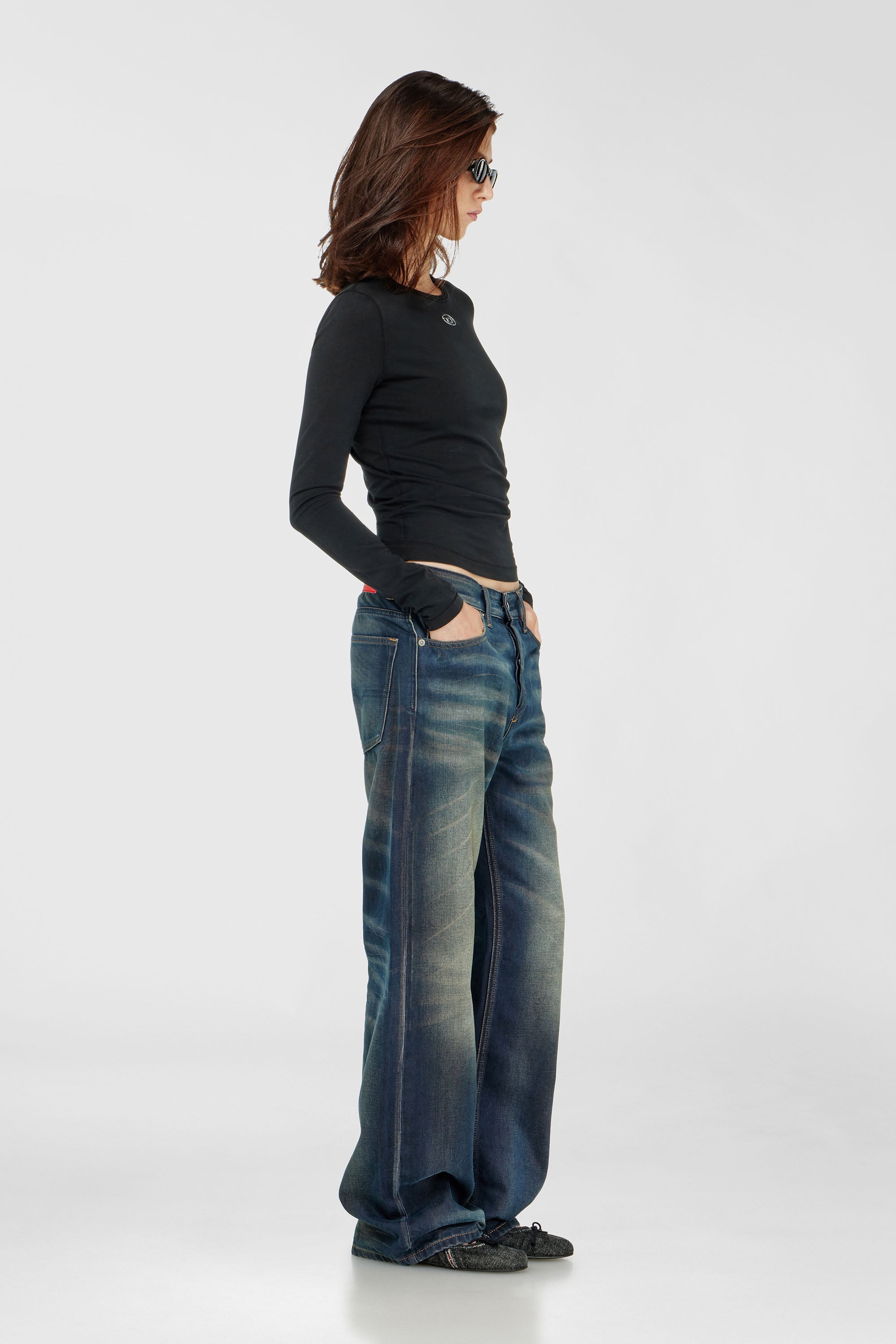 Diesel - Relaxed Jeans 1990 D-Waigee 09R09 Donna, Blu Scuro - Image 2