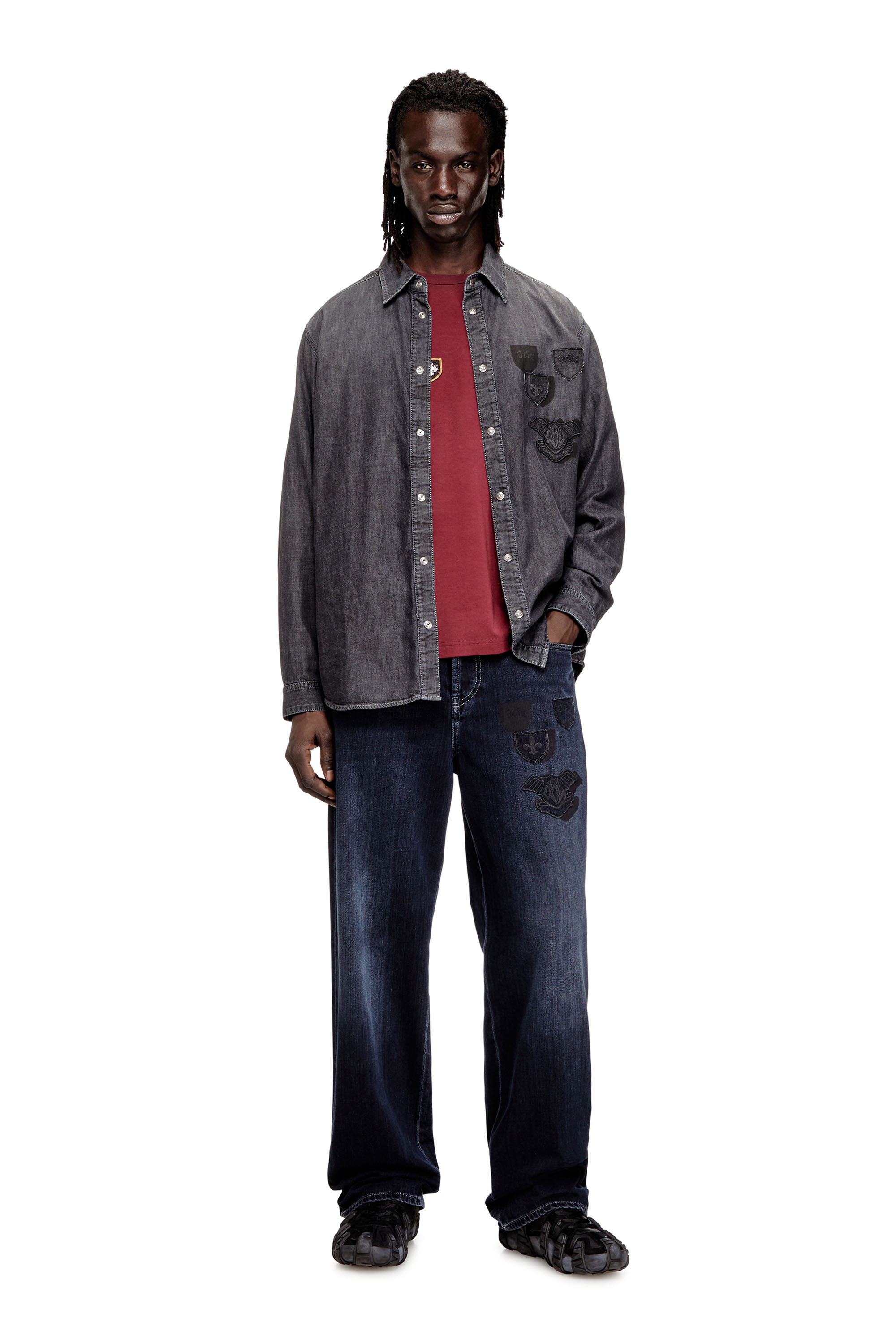 Diesel - D-SIMPLY-S15, Camicia in denim con ricamo sulla schiena Uomo in Grigio - 2