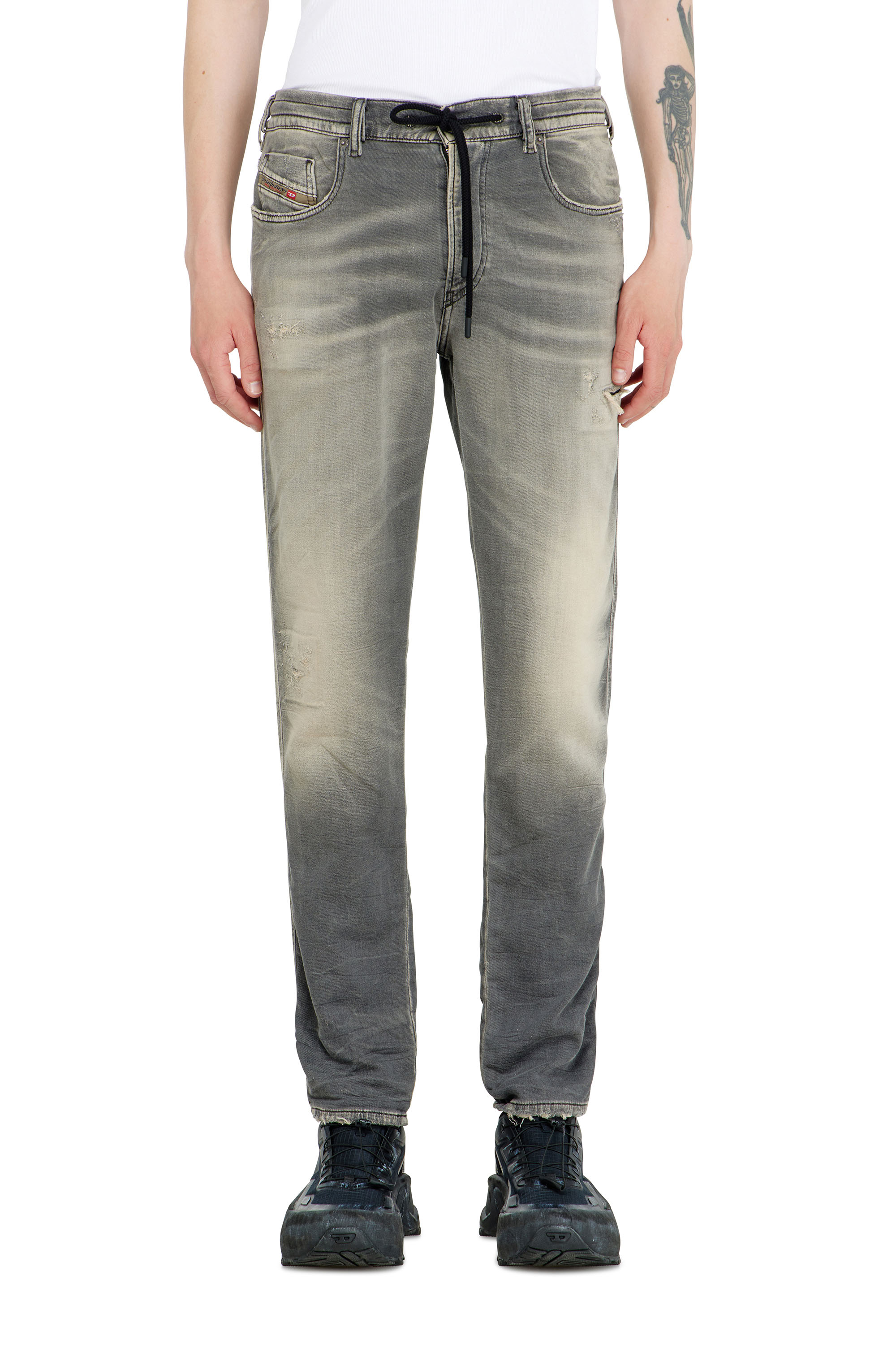 Diesel - Slim 2062 D-Strukt Joggjeans&reg; 068UH Uomo, Grigio Chiaro - Image 2