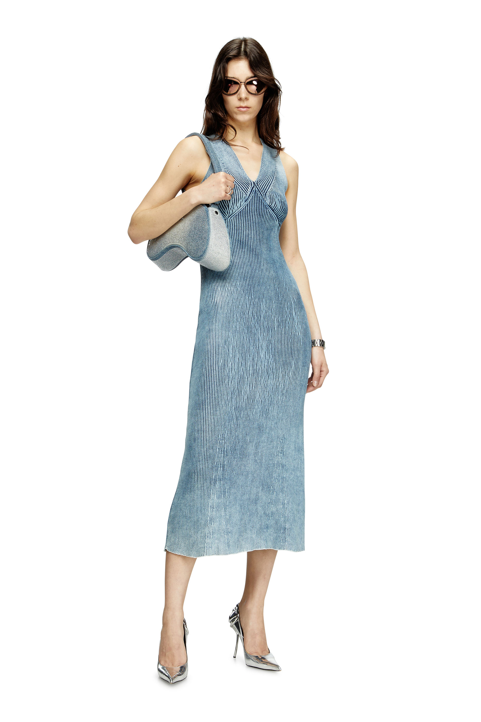 Diesel - M-MILONG, Abito midi in filato denim con effetto lucido Donna in Blu - 1
