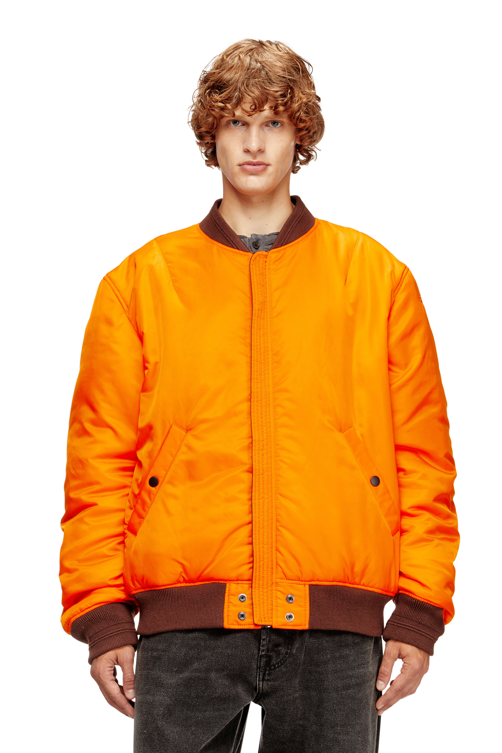 Diesel - J-HELD, Bomber in nylon imbottito con Oval D Uomo in Marrone - 6