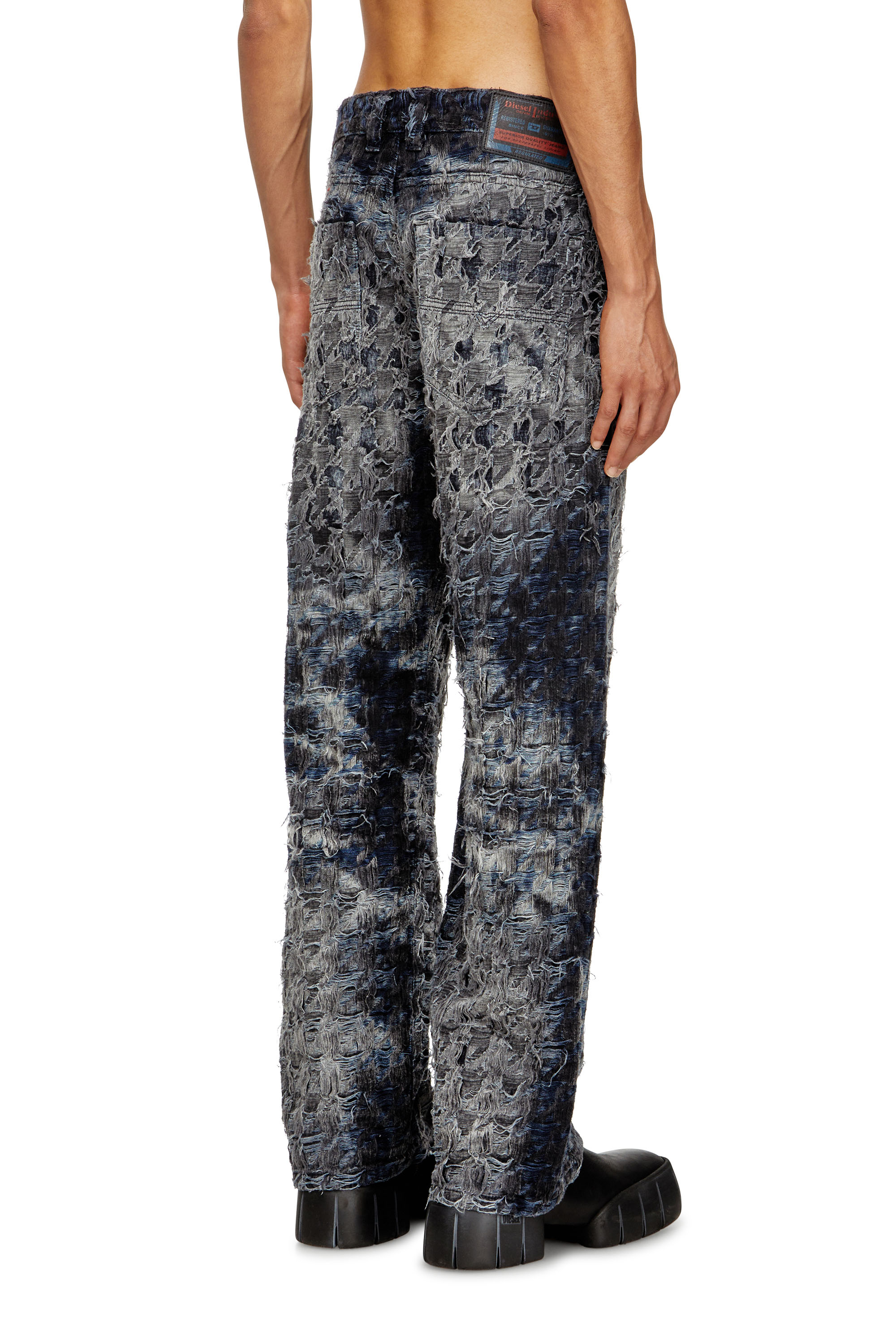 Diesel - Relaxed Jeans 1980 D-Eeper 0CEBL Uomo, Blu Scuro - Image 4