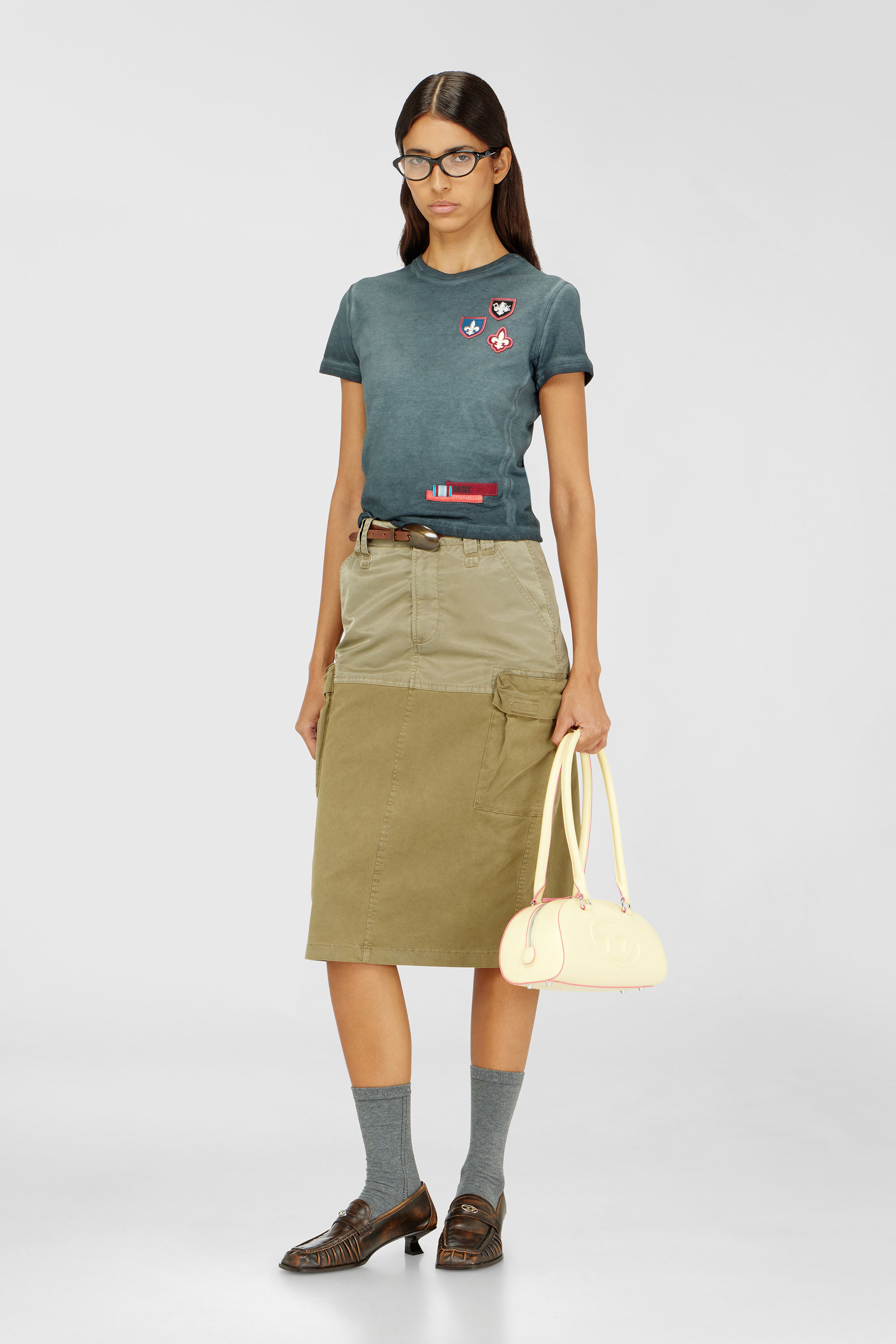 Diesel - T-UNCUTY-WAF, T-shirt con patch e inserti laterali microwaffle Donna in Verde - 1
