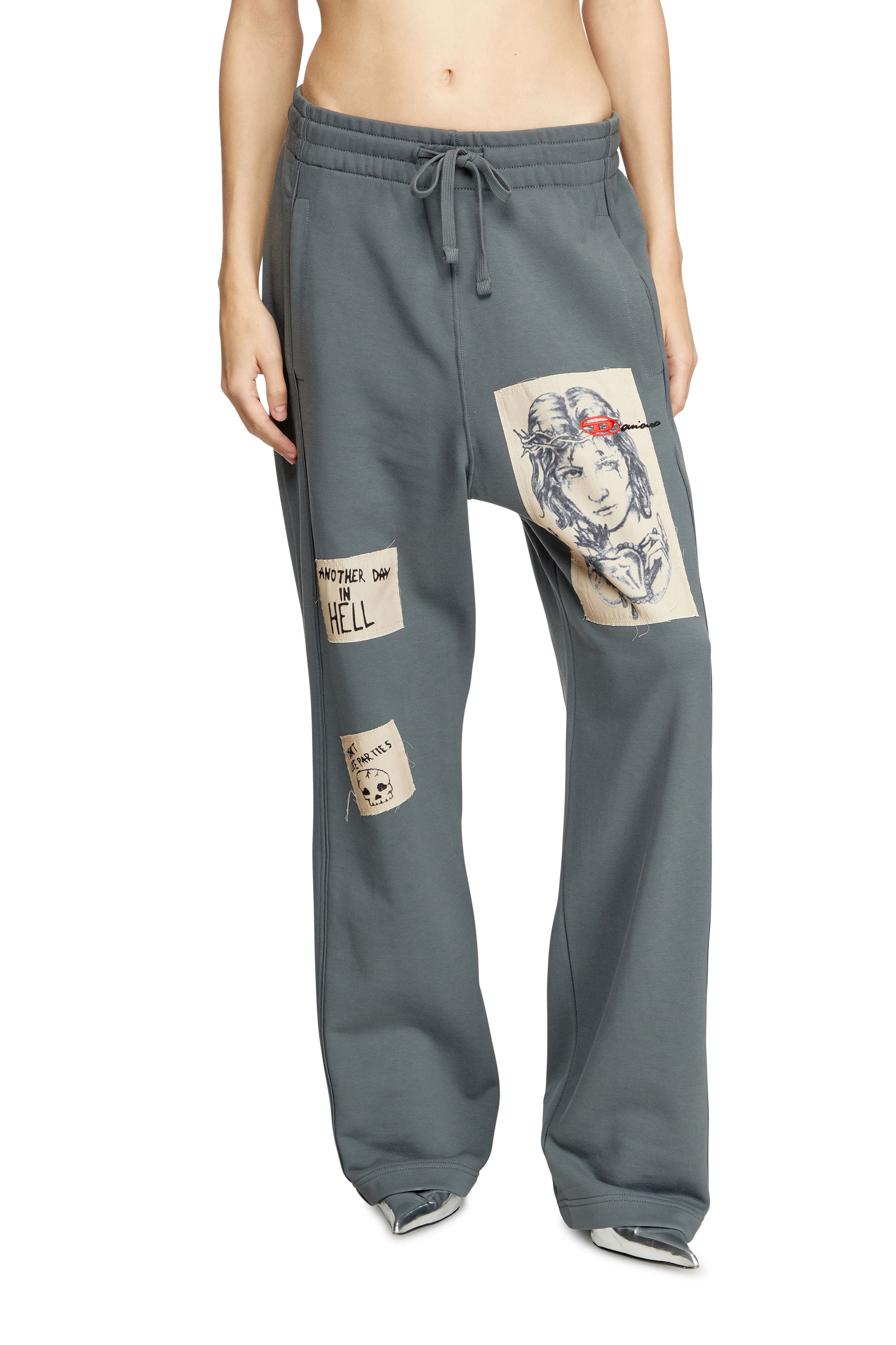 Diesel - P-MARTYANS-DD, Pantaloni tuta con patch tattoo Unisex in Grigio - 1