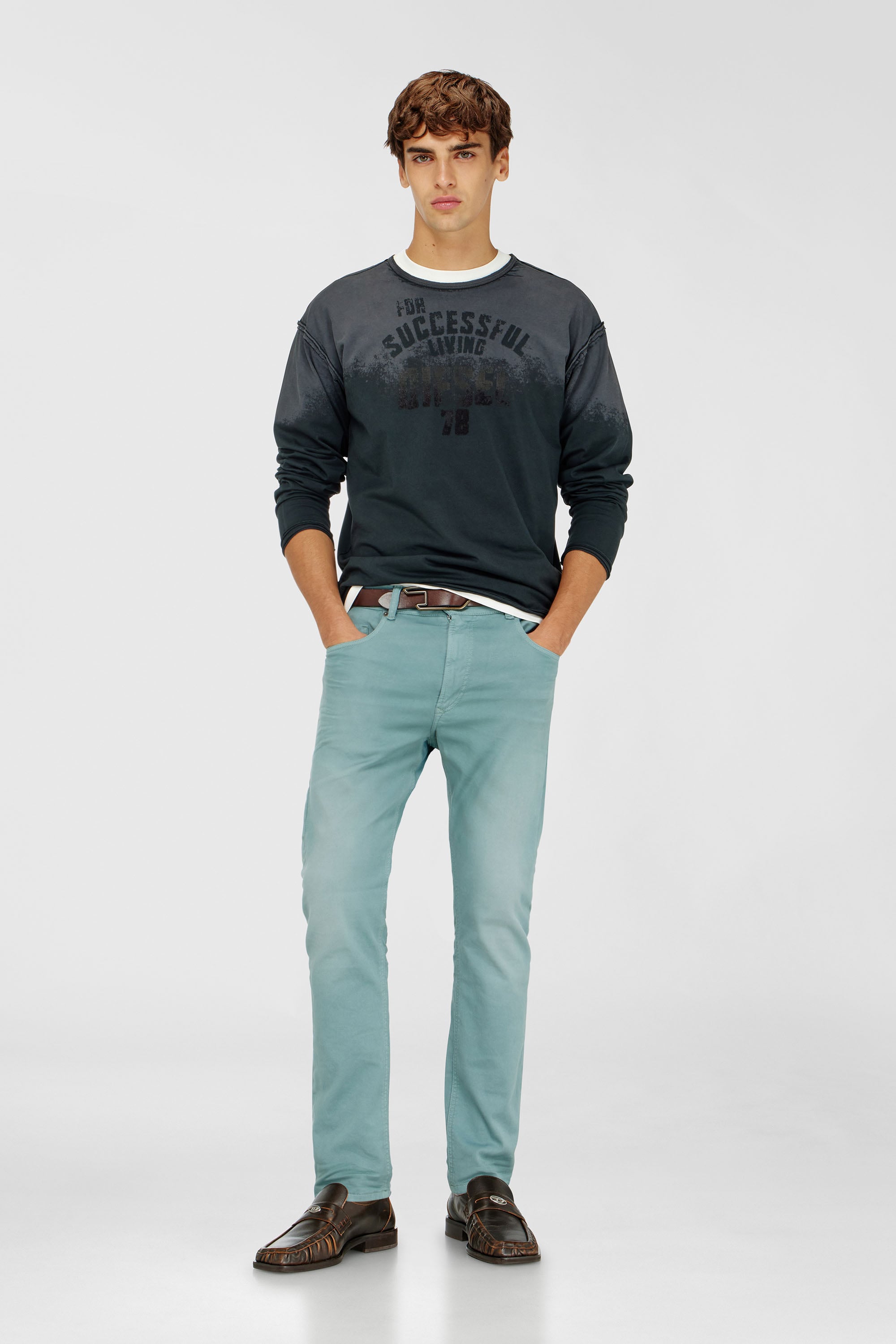 Diesel - Regular 2032 D-Krooley-BW Joggjeans&reg; 0670M Uomo, Azzurro - Image 1