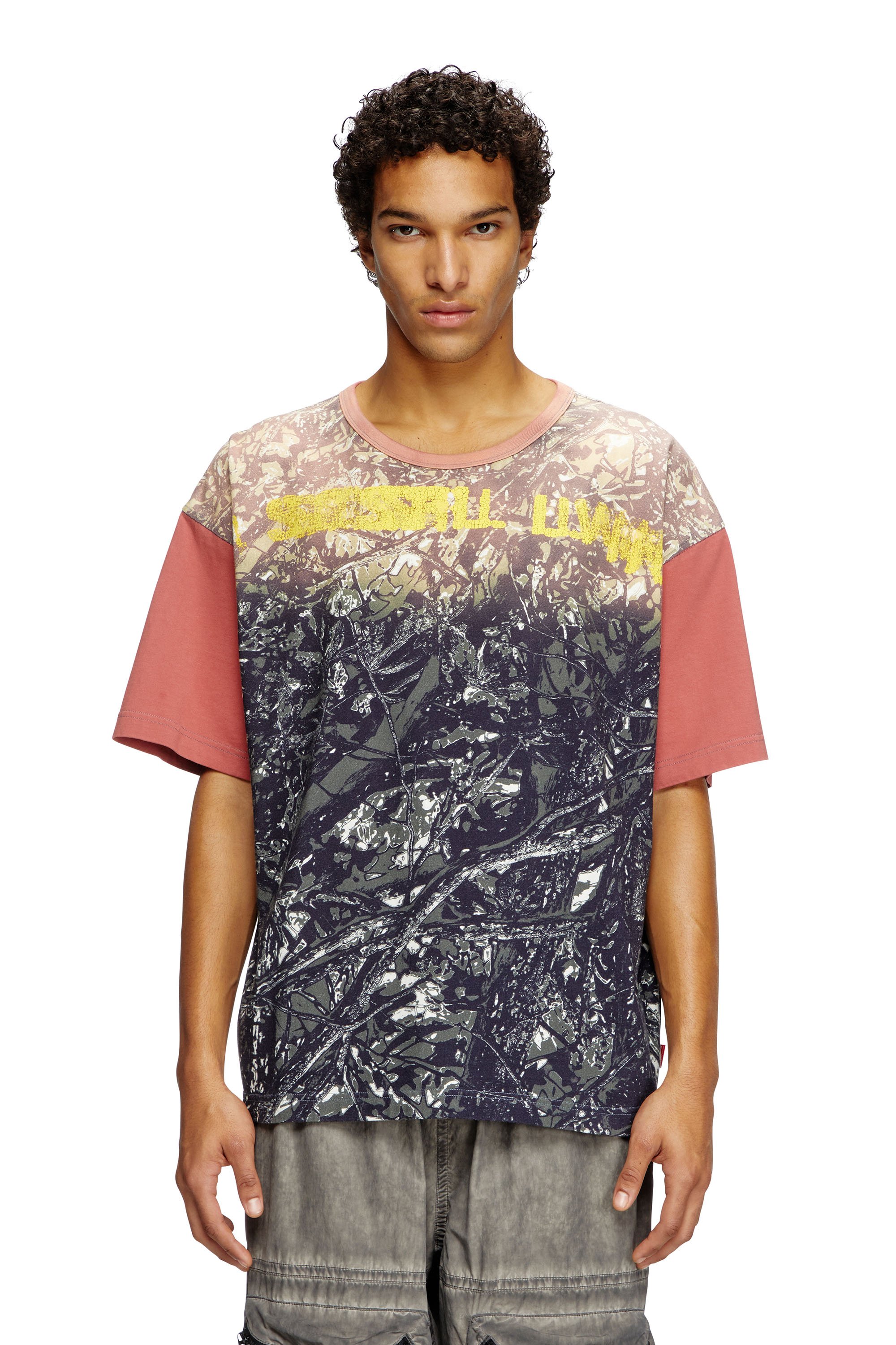 Diesel - T-BOXT-CAMOU, T-shirt con stampa camo glitch Uomo in Multicolor - 1