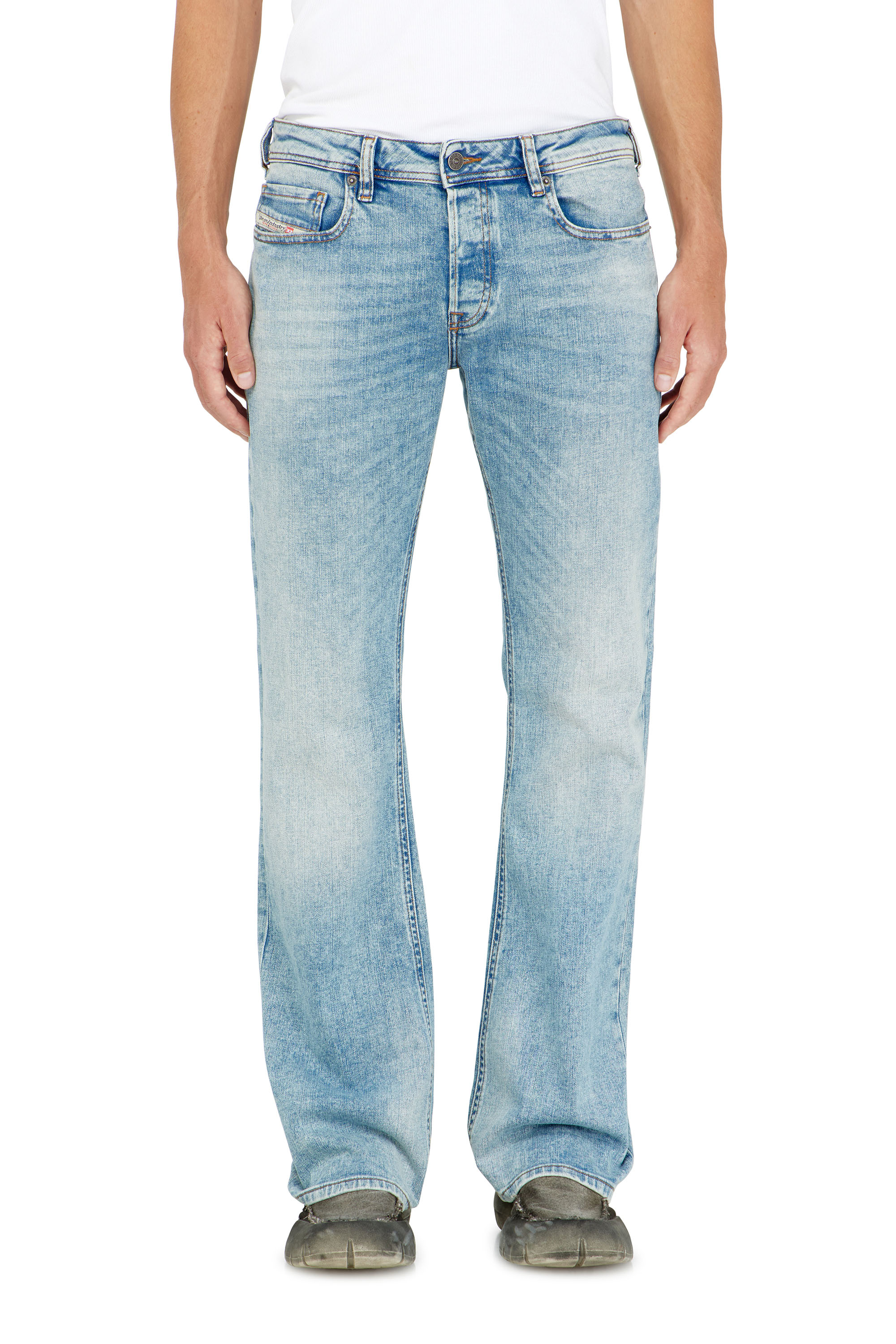 Diesel - Bootcut Jeans 2007 Zatiny 0DBDV Uomo, Blu Chiaro - Image 4