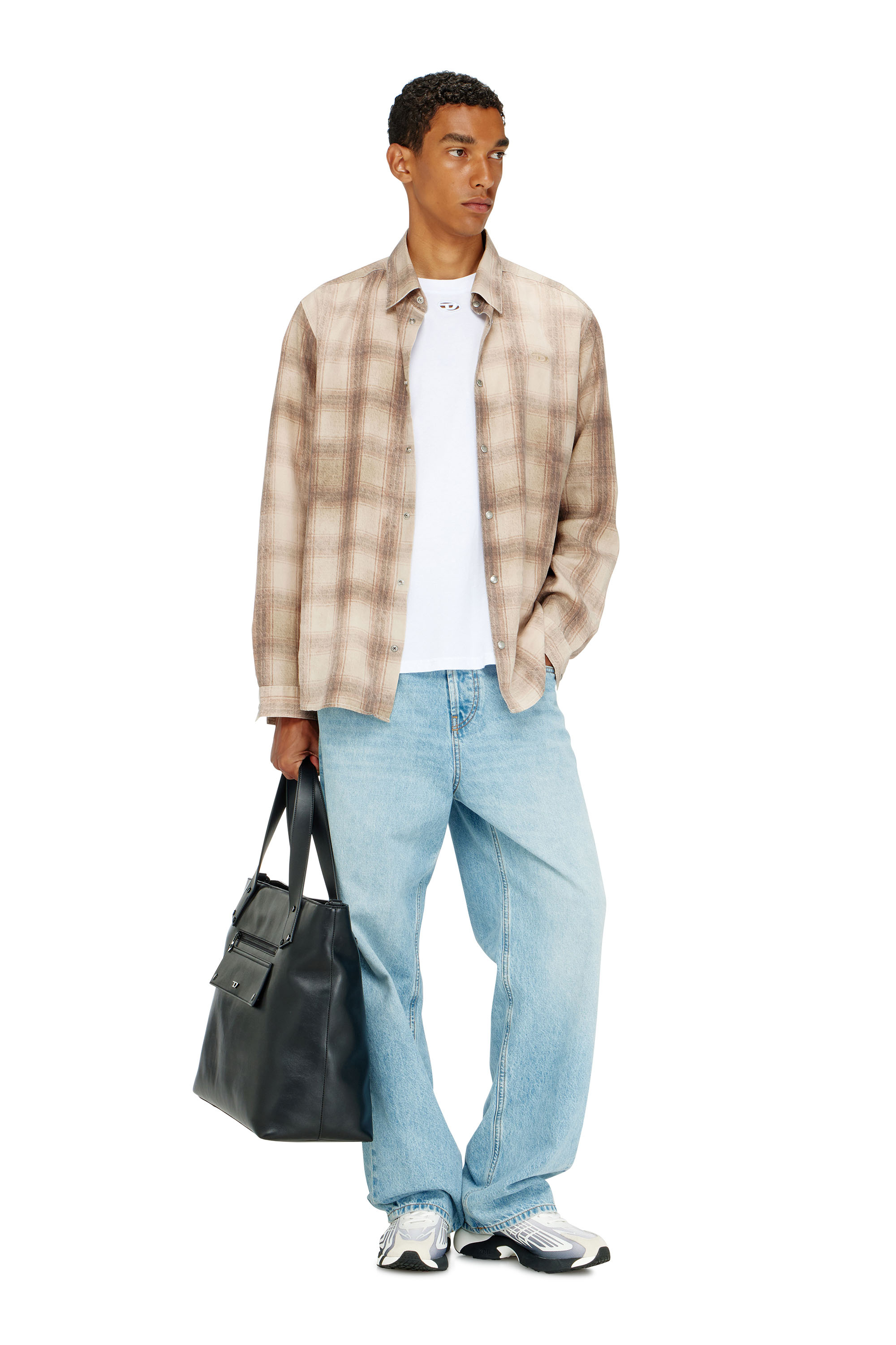 Diesel - T-BOXT-DCO, T-shirt in cotone dalla vestibilit&agrave; rilassata con ricamo Oval D Uomo in Bianco - 1